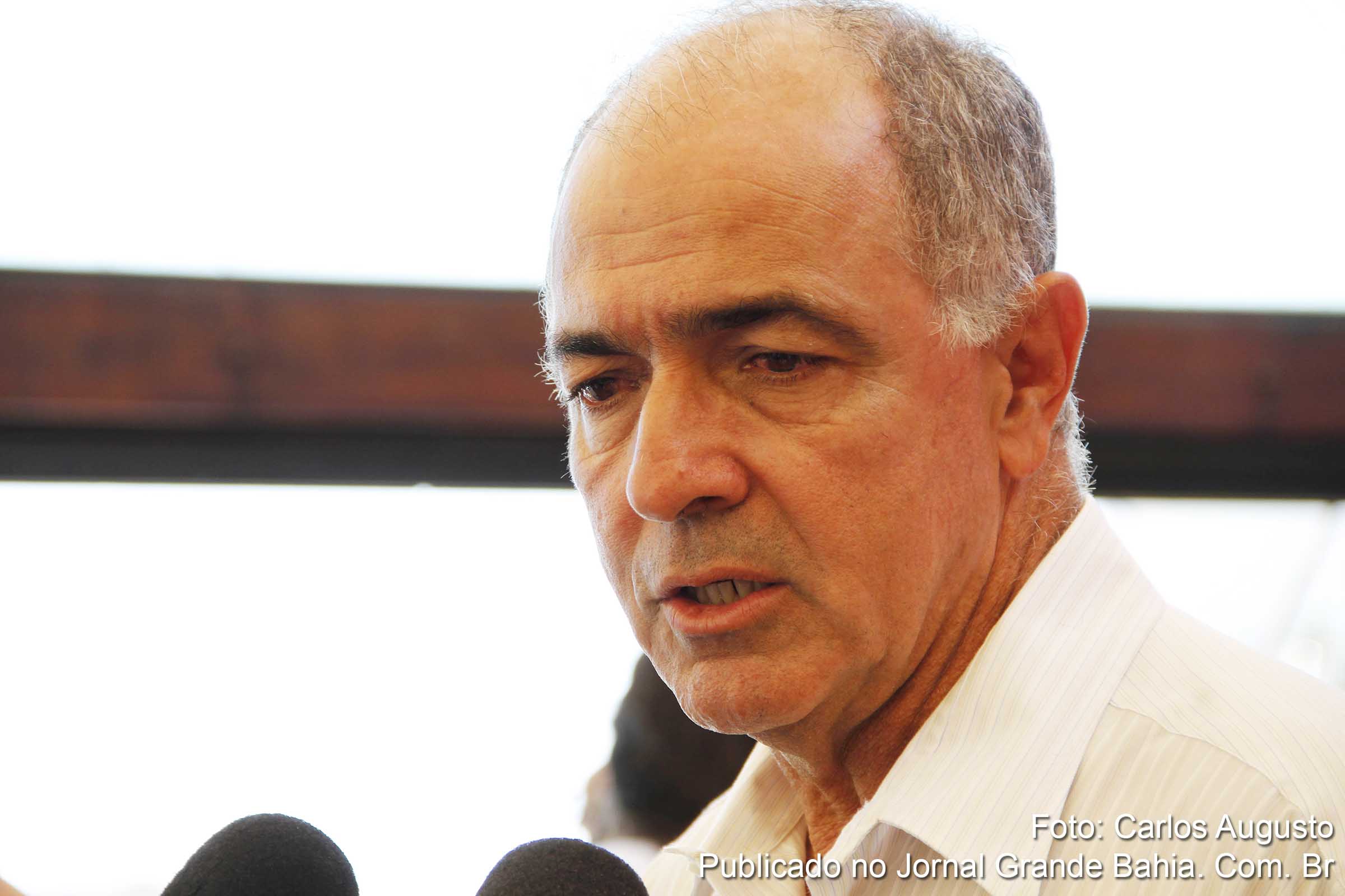 José Carlos Aleluia: “Distorcer os fatos de acordo com a conveniência não é procedimento de quem preza pela verdade. Infelizmente esta é uma prática comum do PT”.