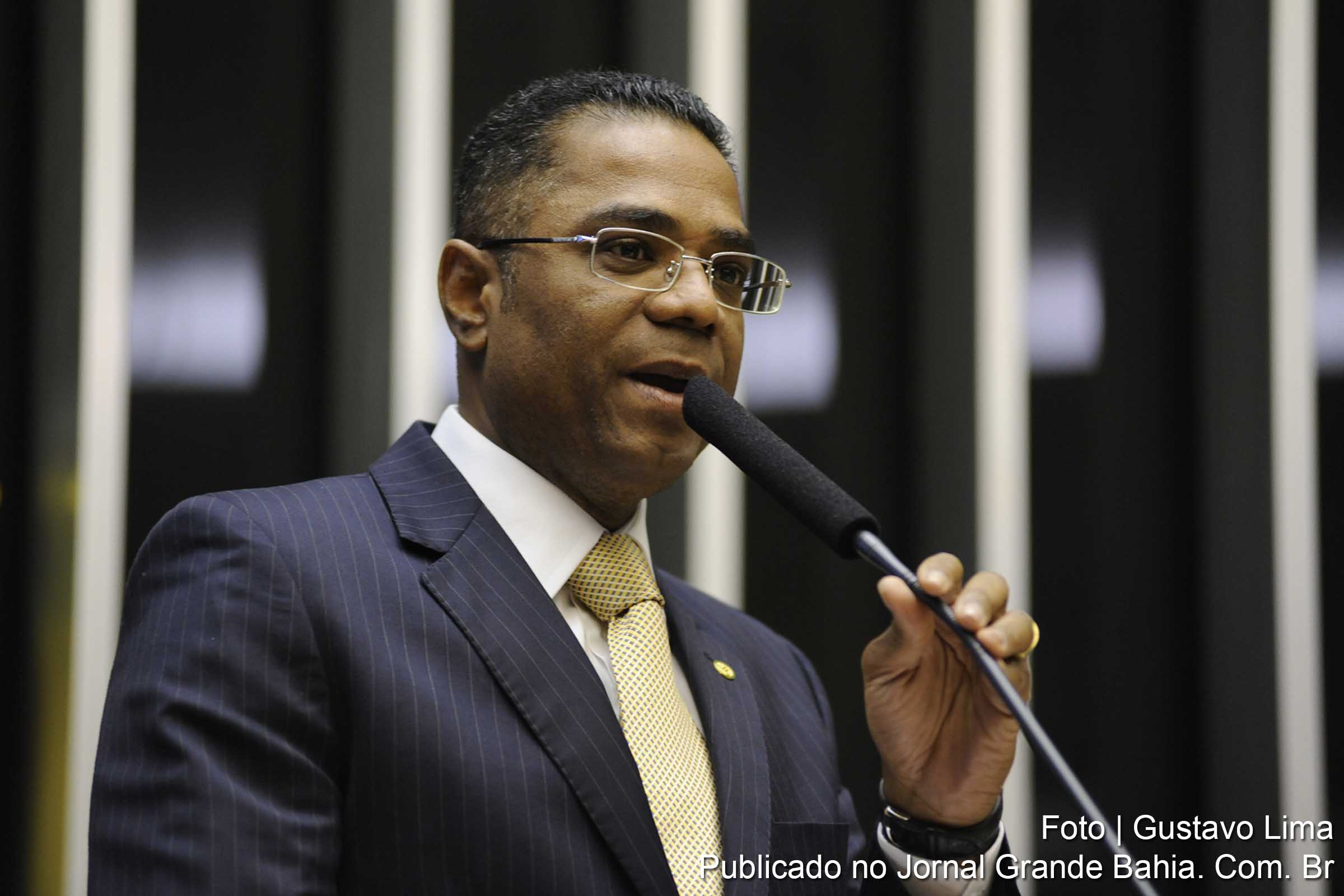 Márcio Marinho: "No fim das contas, quem paga?".