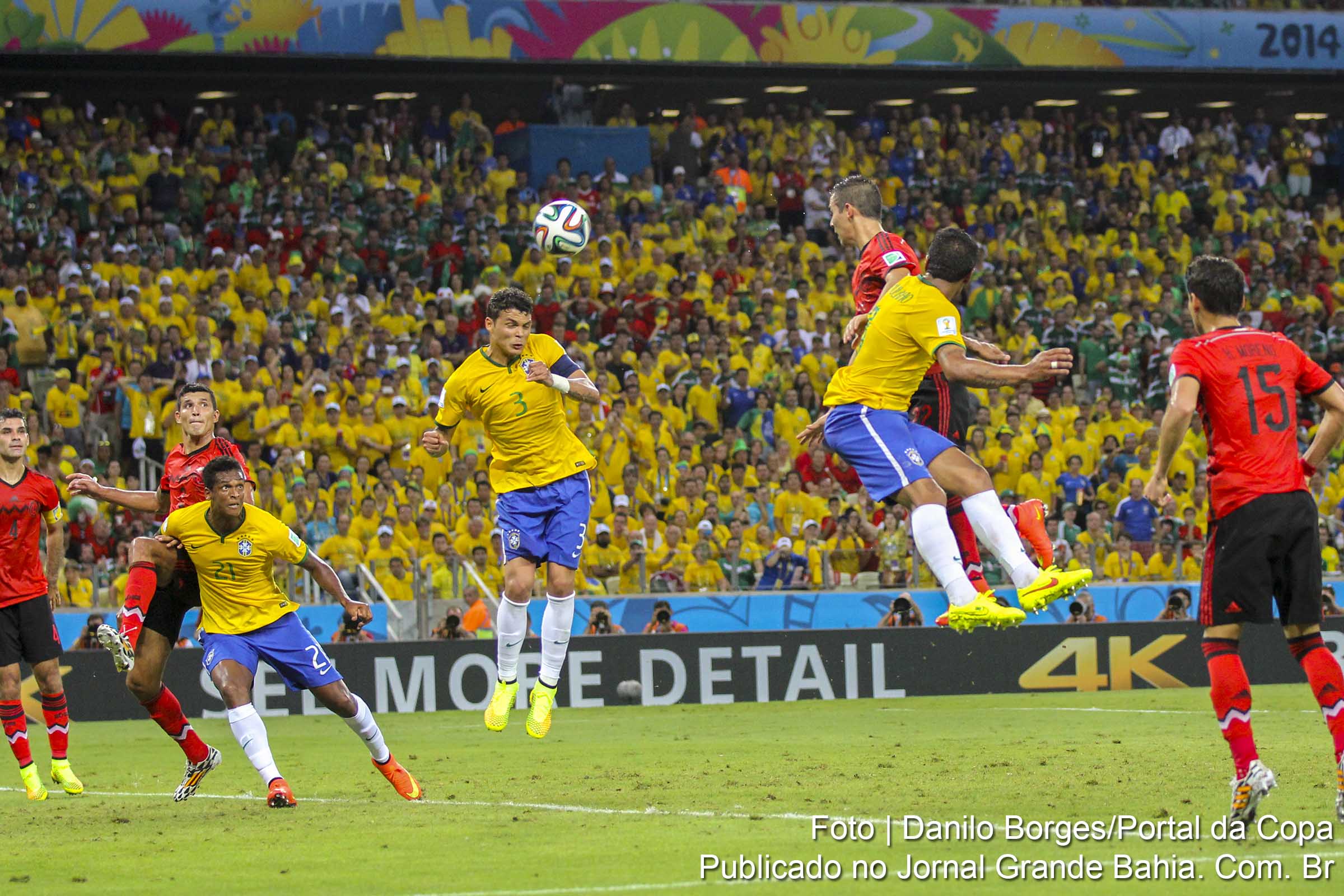 Cena do jogo Brasil x México durante a Copa do Mundo de 2014.