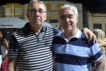 O deputado estadual Zé Neto em Andarai na maratona do São João quando foi recebido pelo seu prefeito Wilson Paes Cardoso.