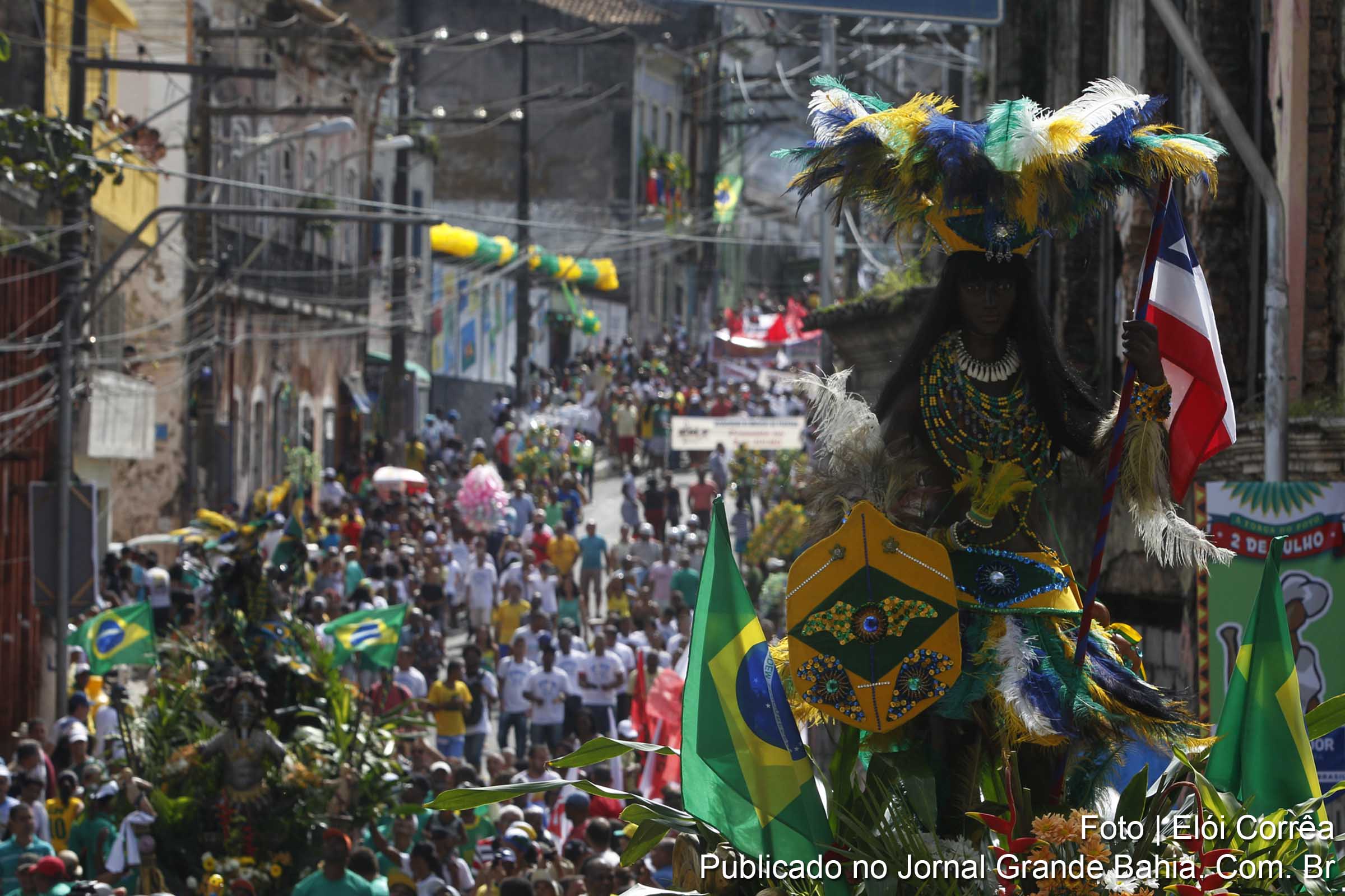 Desfile de 2014 em comemoração ao 2 de Julho.