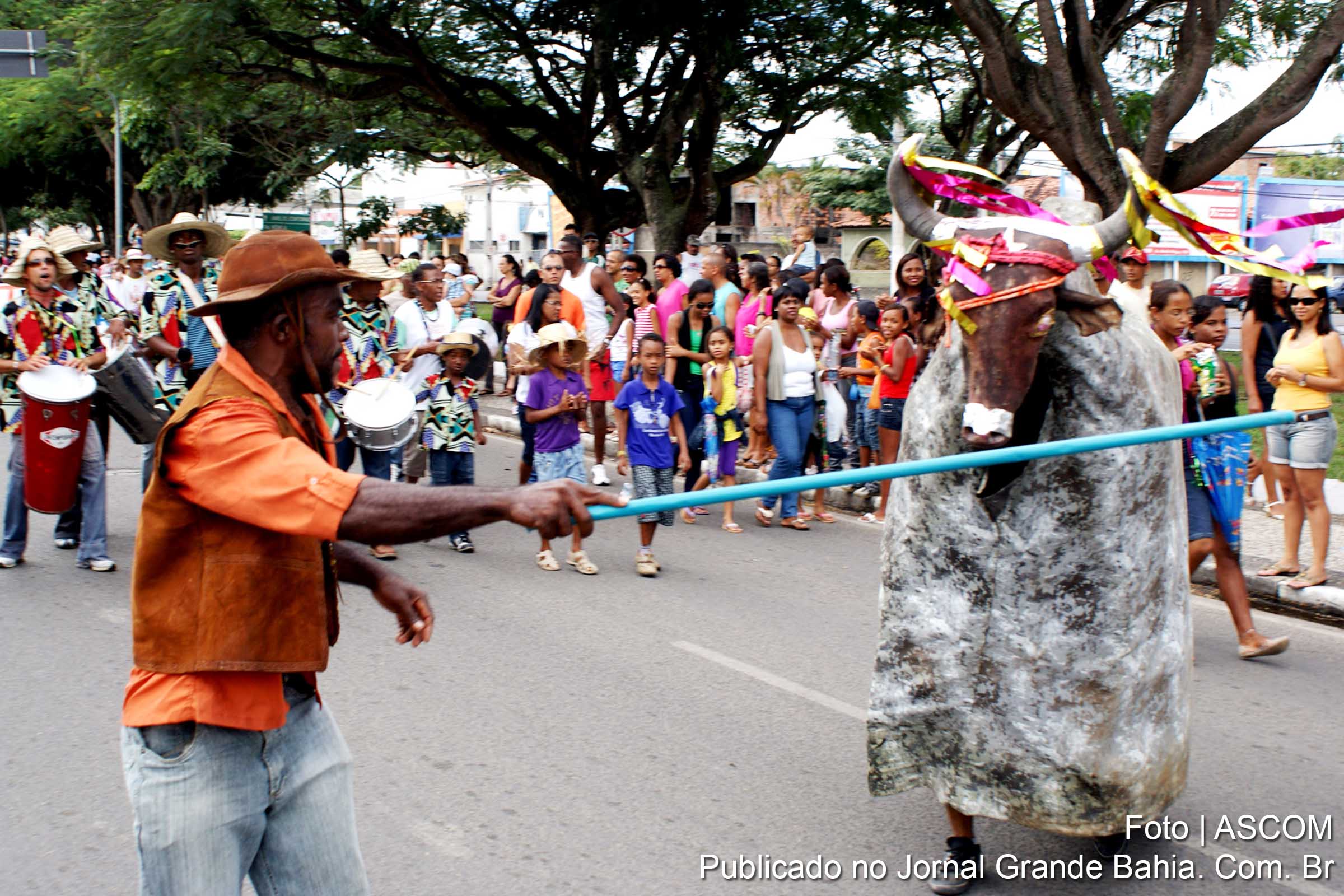 Cena da edição 2013 da Caminhada do Folclore.