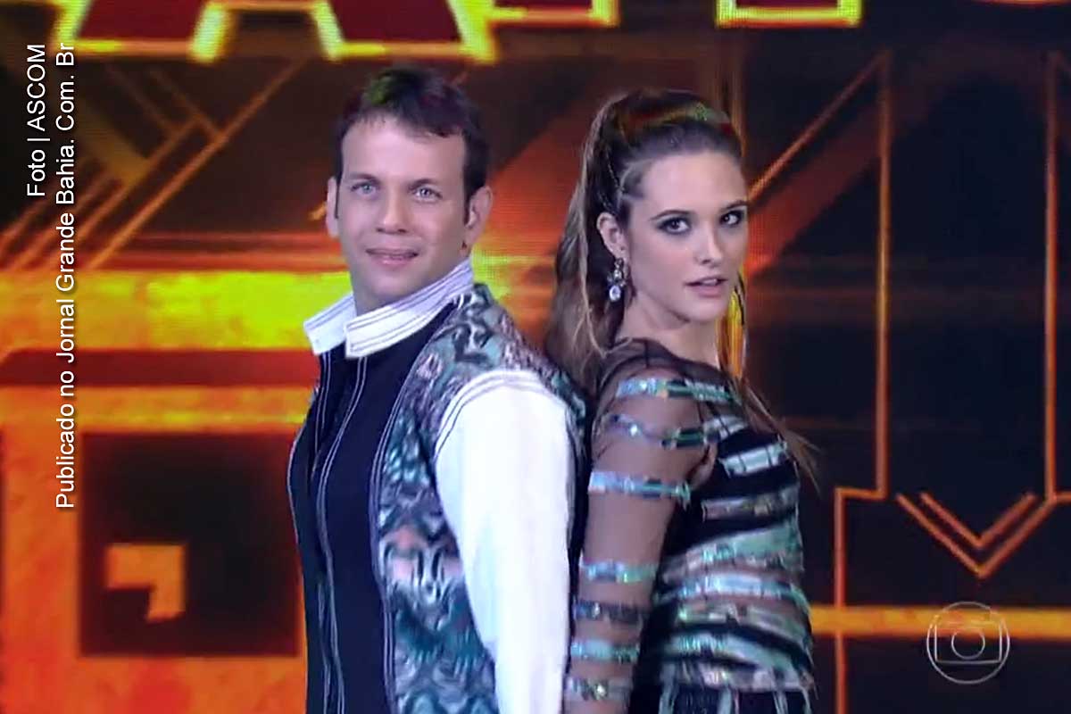 Saulo Rangel e Ju Paiva no programa Domingão do Faustão, quadro Dança dos Famosos.