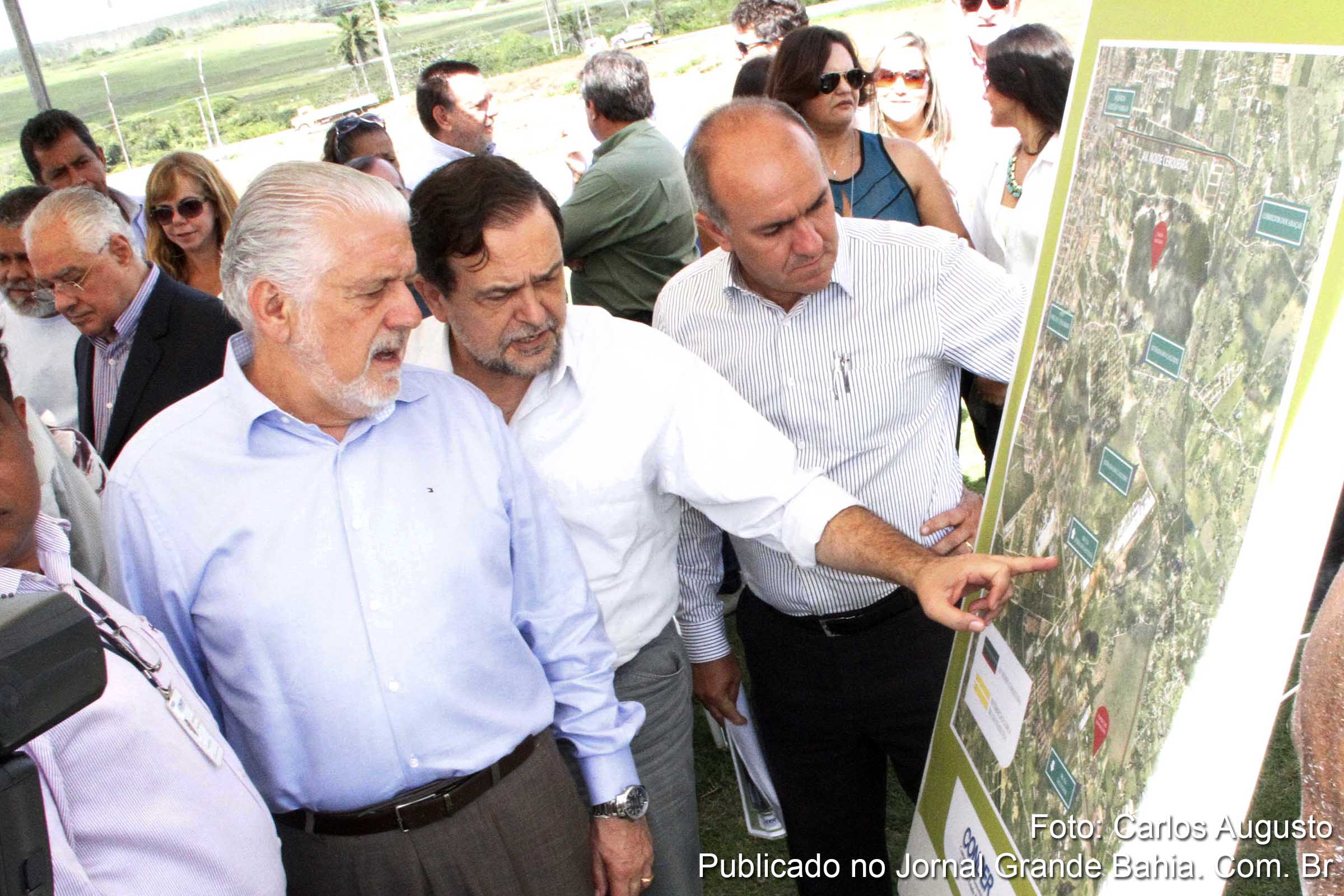 Governador Jaques Wagner regressa à Feira de Santana para entregar moradias.