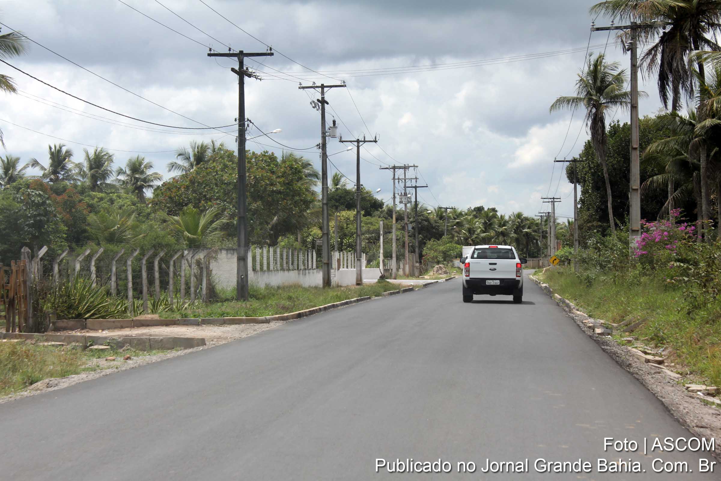 Estrada do distrito de Humildes em Feira de Santana é inaugurada pelo governo Wagner.