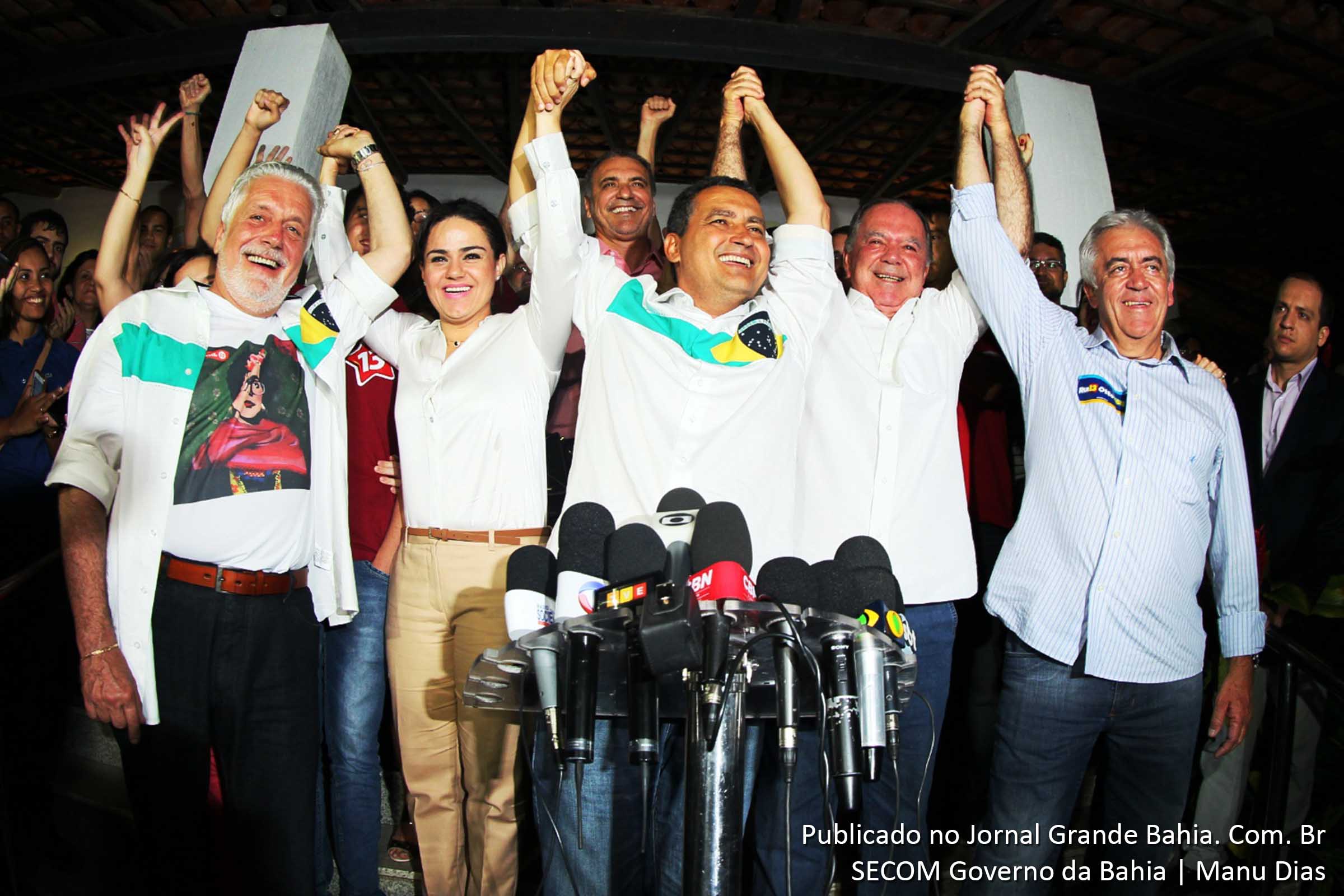 Jaques Wagner, Aline Peixoto, Rui Costa, João Leão e Otto Alencar. Costa defende investimentos em infraestrutura como forma de geração de empregos.
