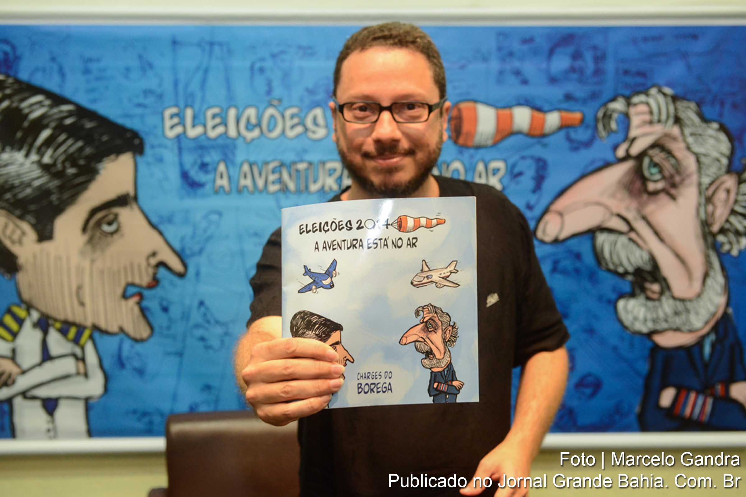 Jornalista Borega realiza noite de autógrafos.
