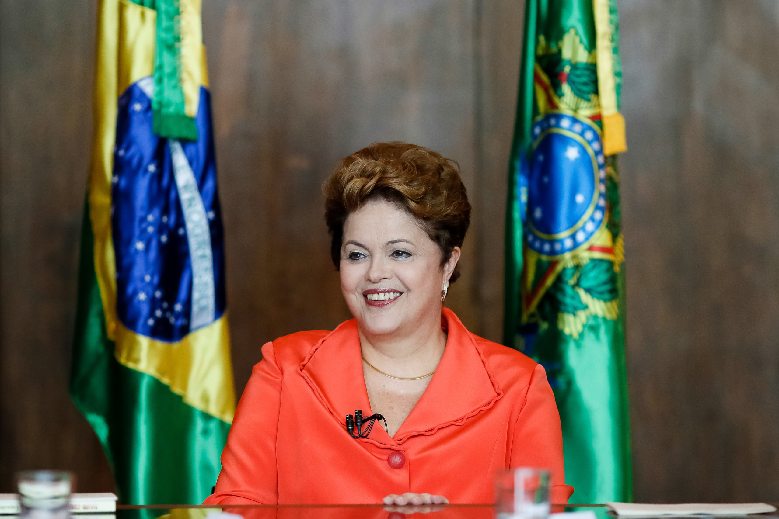 Presidenta Dilma Rousseff modifica equipe econômica.