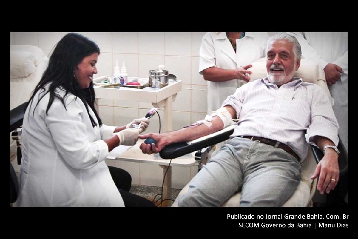 Governador Jaques Wagner realiza doação de sangue.