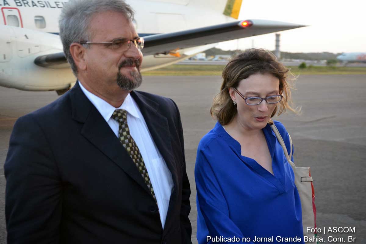Marcelino Galo e Maria do Rosário. Deputado cobra punição.