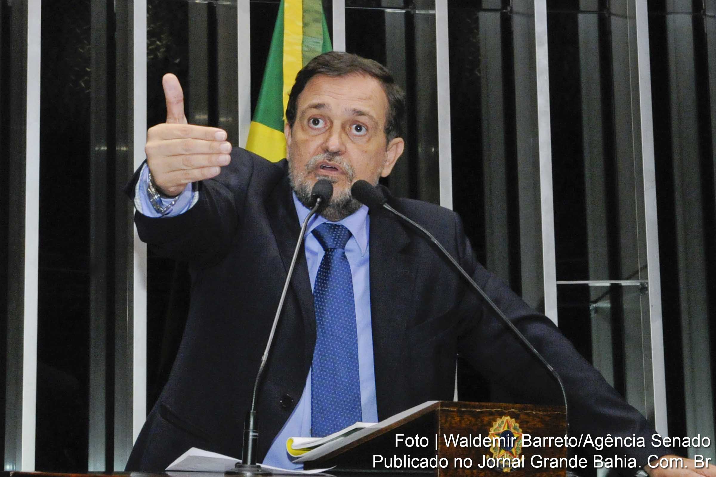 Senador Walter Pinheiro propõe MP definindo banda larga como serviço essencial.