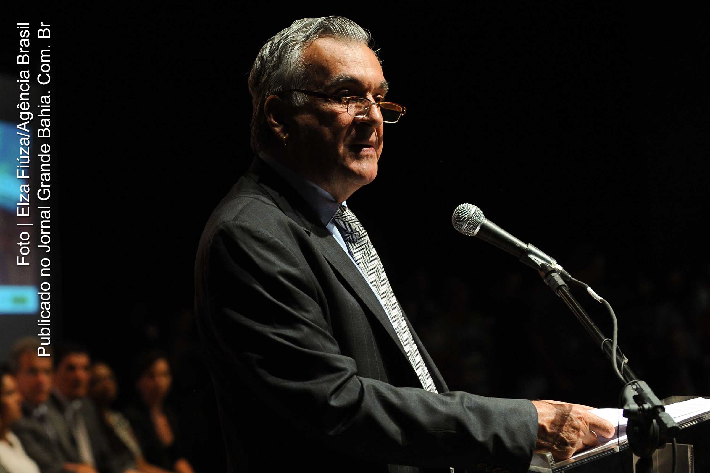 Juca Ferreira: "Marta está de mau humor".