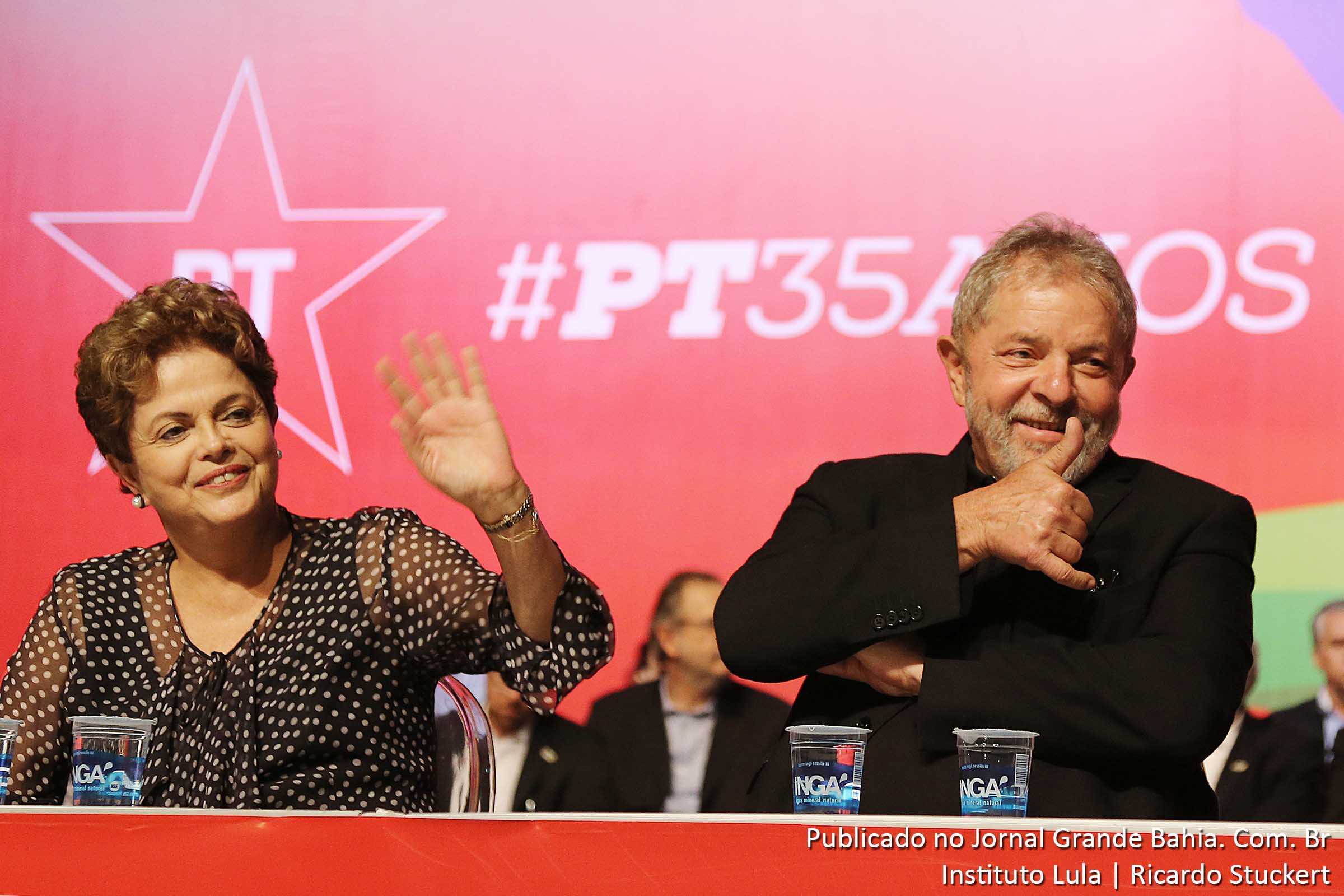 Presidenta Dilma Rousseff e ex-presidente Luiz Inácio Lula da Silva. Governos petistas são apontados pela imprensa internacional como responsáveis pela corrupção na Petrobras.