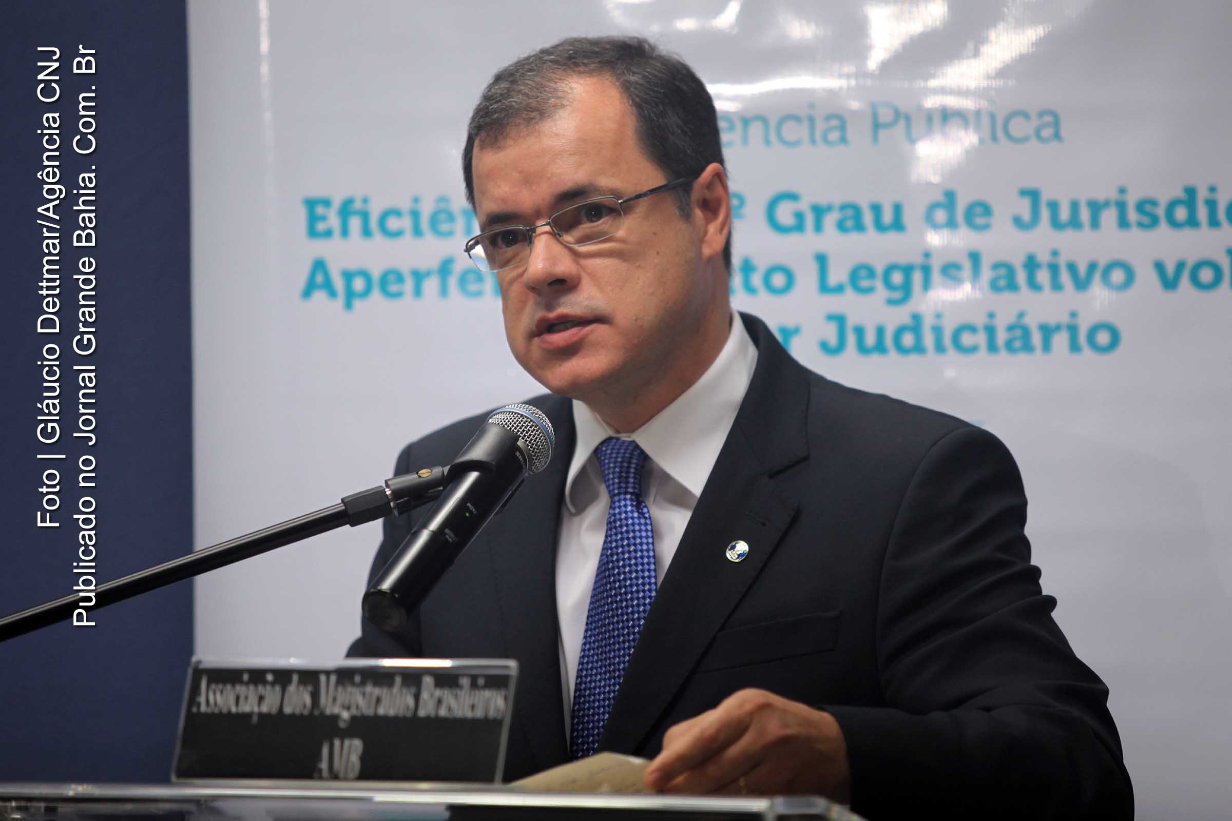 Presidente da Associação dos Magistrados Brasileiros - AMB, Juiz João Ricardo dos Santos Costa.