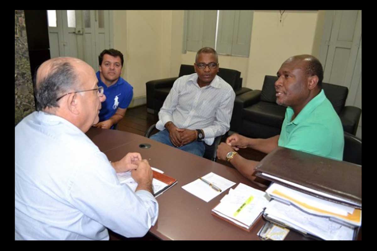 Feira de Santana: Prefeito de José Ronaldo recebe visita do deputado Antônio Lázaro