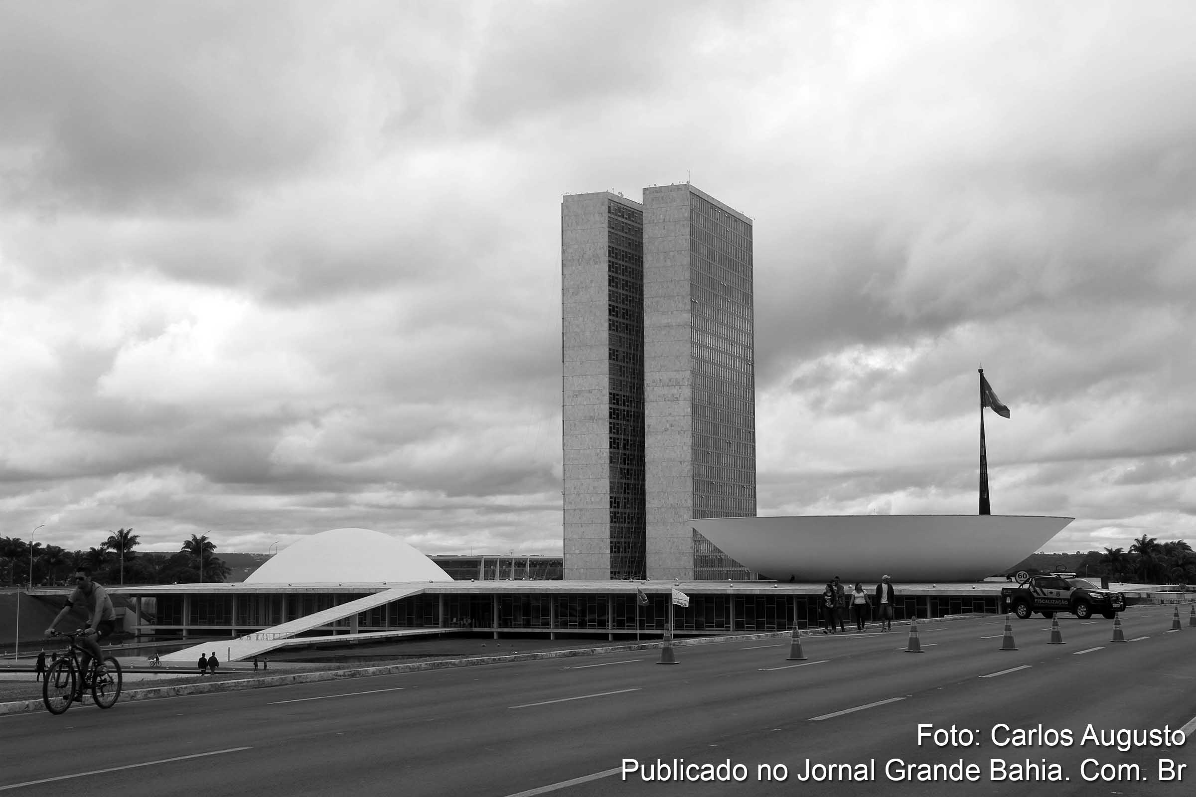 Congresso Nacional abriga corruptos e corruptores. Instituição está contaminada por práticas lesivas ao interesse nacional. (Foto: Carlos Augusto | Jornal Grande Bahia)