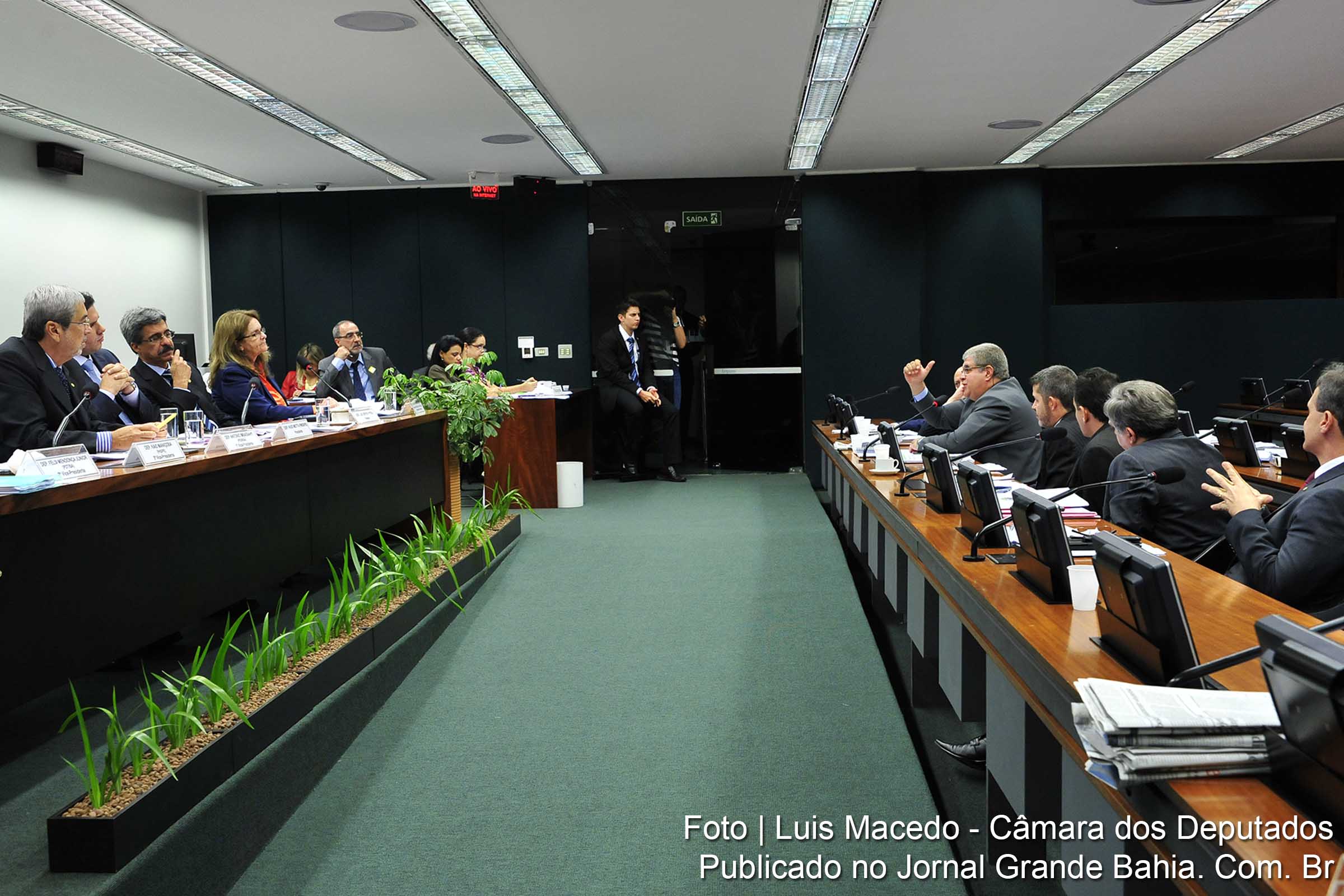 Reunião da Comissão Parlamentar de Inquérito (CPI) da Petrobras para ouvir o depoimento da ex-presidente da estatal, Maria das Graças Silva Foster.