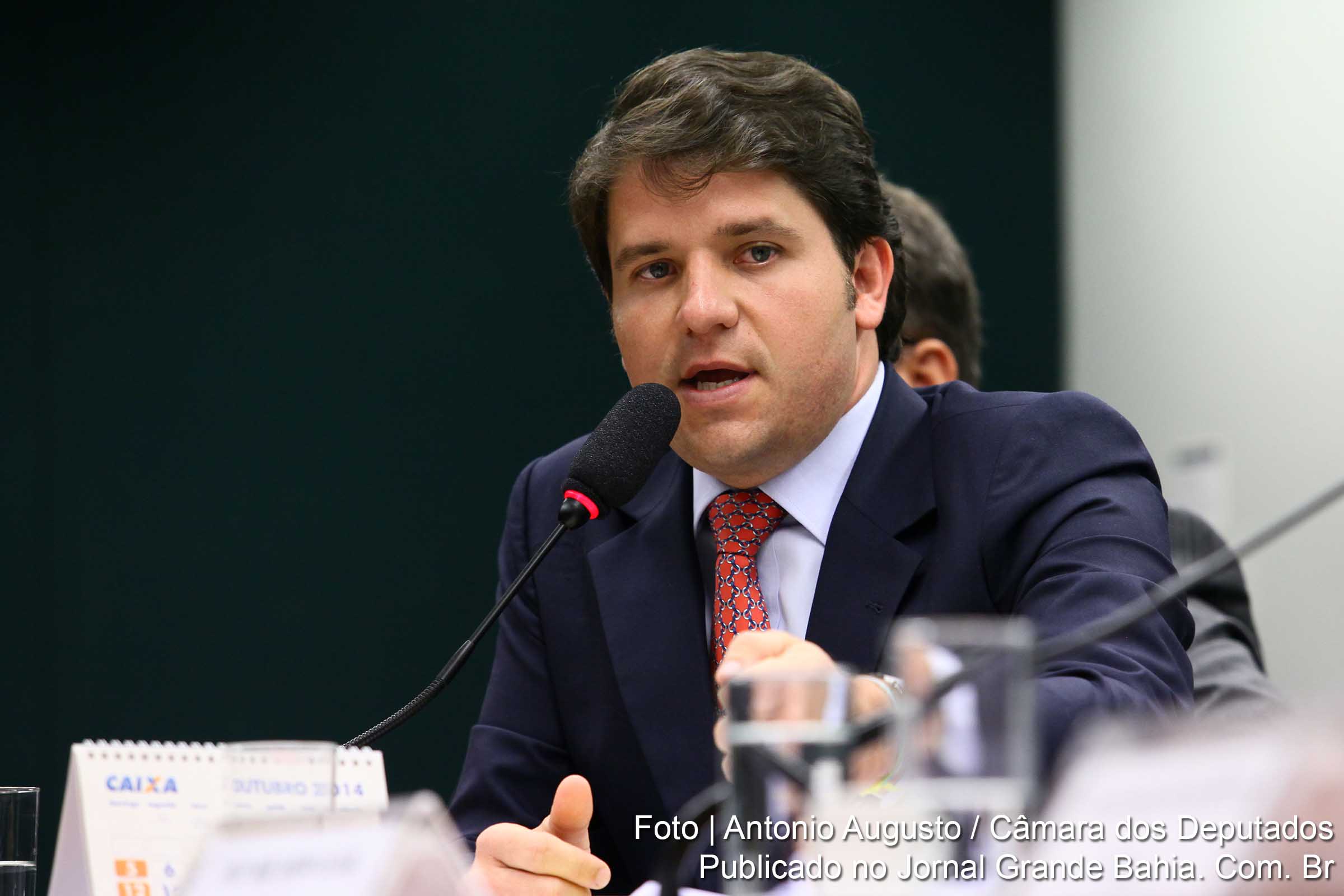 João Luiz Correia Argôlo dos Santos (Luiz Argôlo) foi preso por grave indício de corrupção contra o Estado brasileiro.