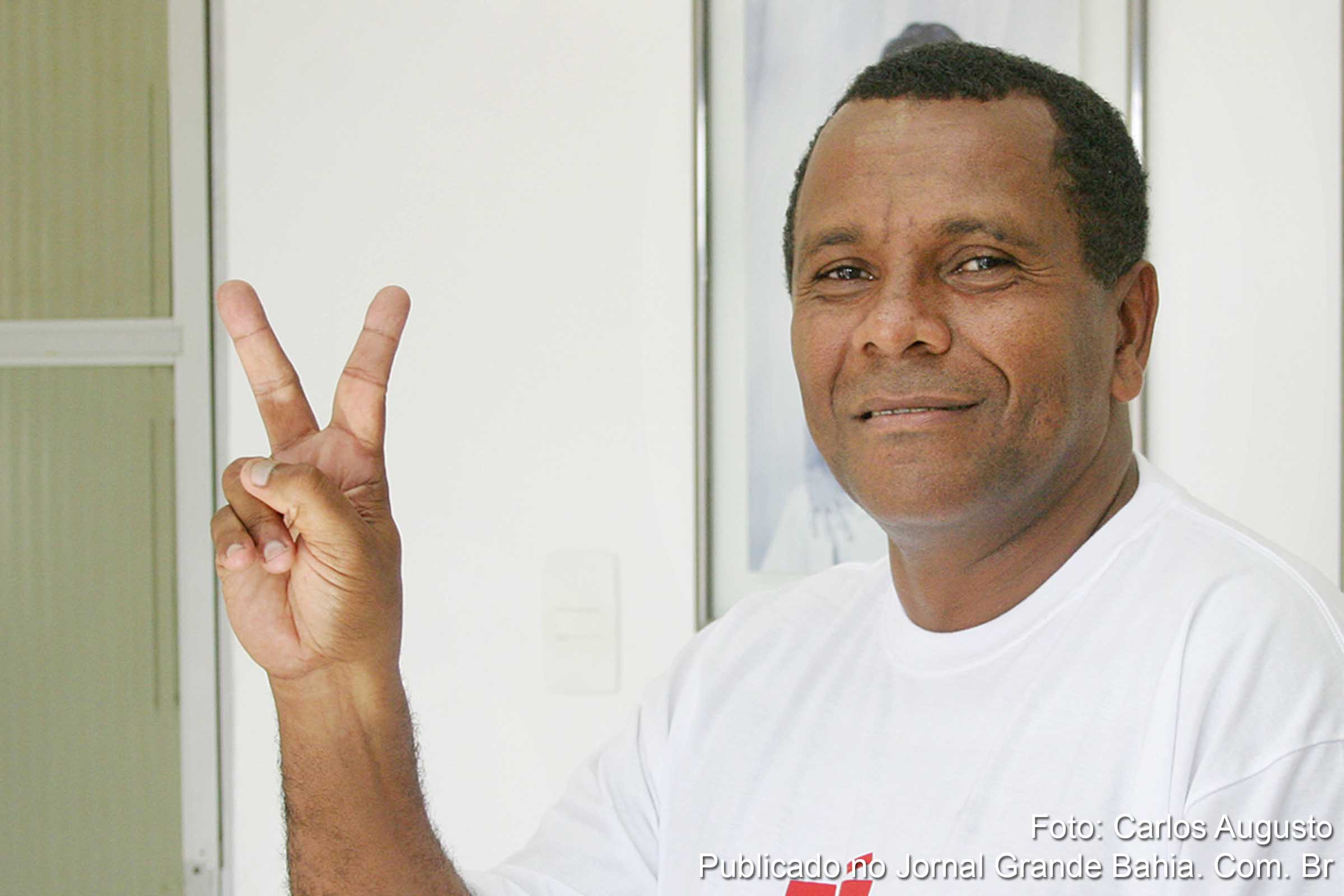 José Batista Freitas Mattos faz promessa em devoção ao Esporte Clube Vitória.