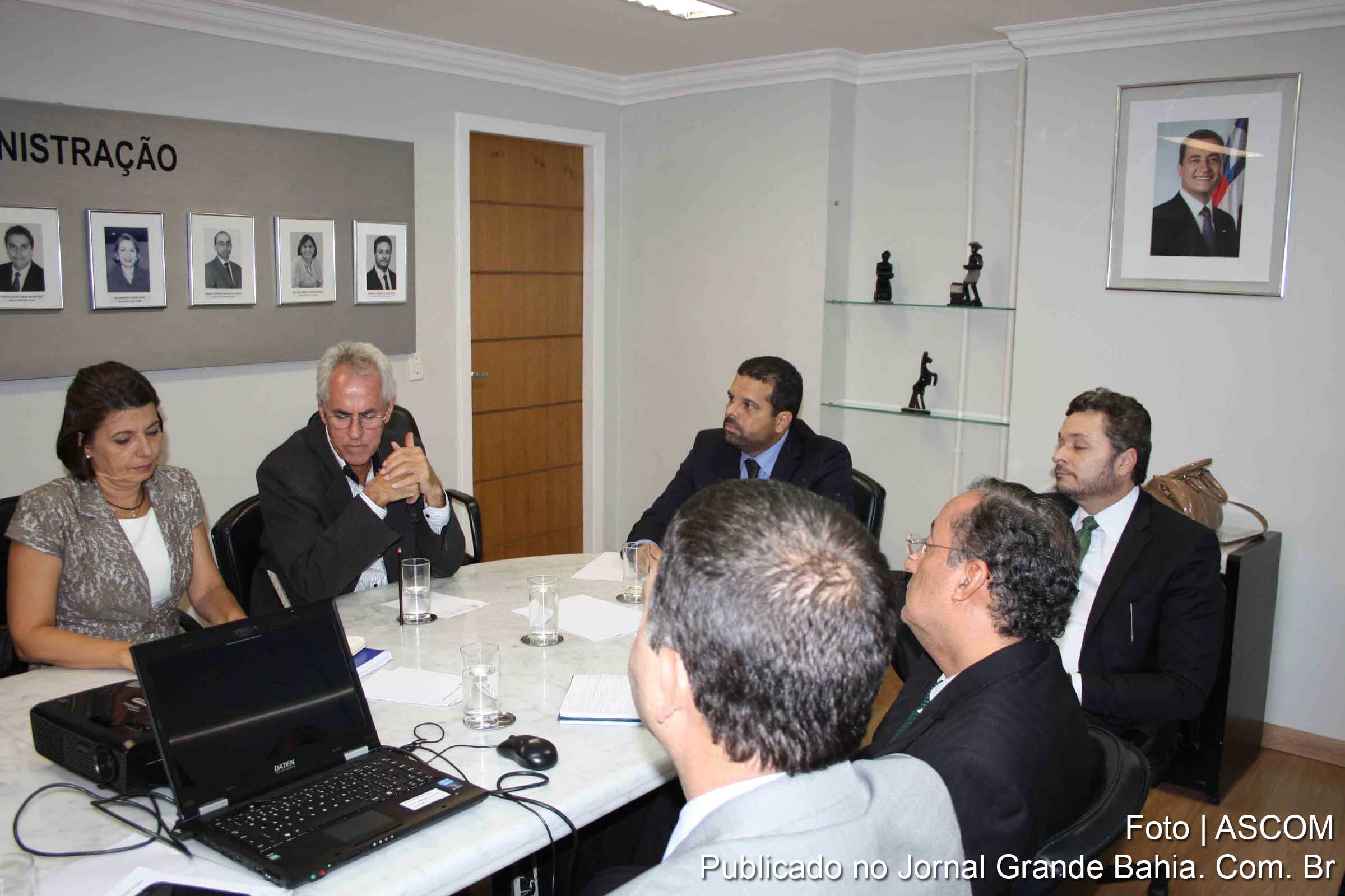 Reunião entre reitores e membros do governo Rui Costa.
