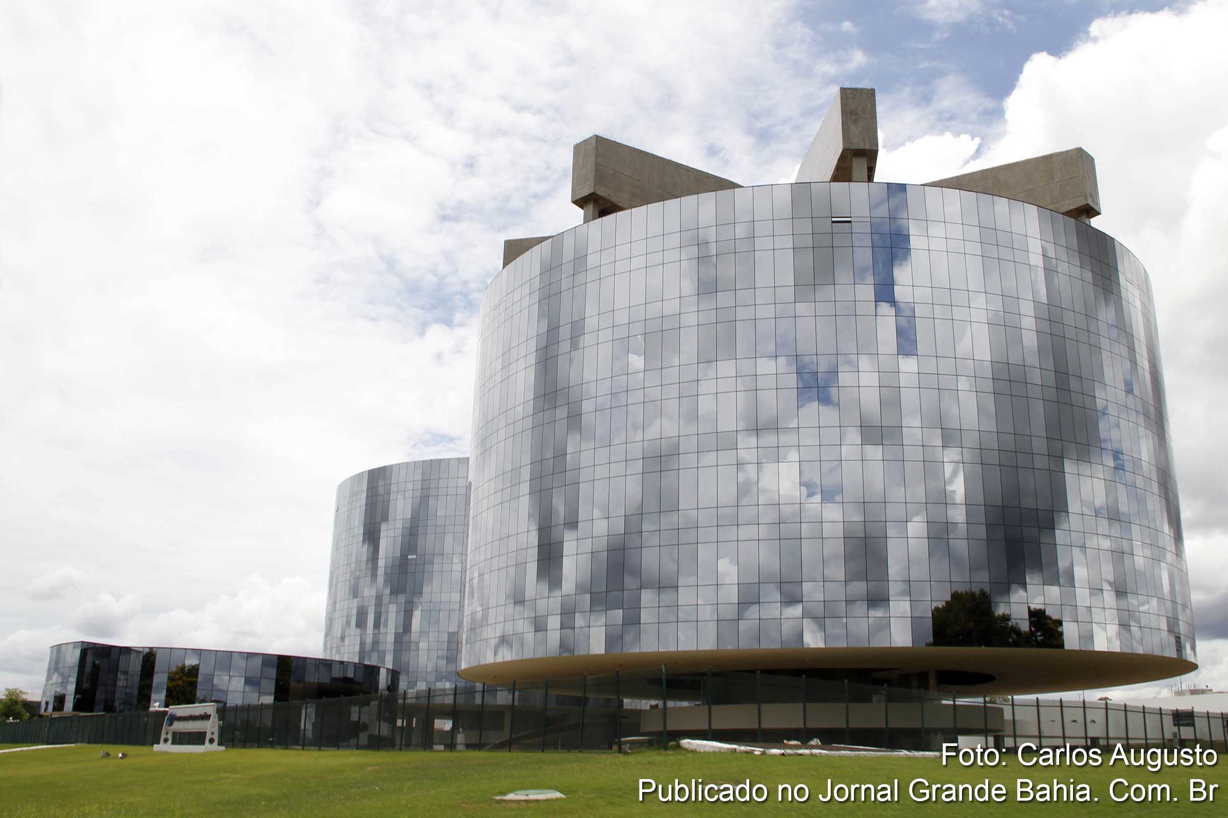 Sede da Procuradoria Geral da República (PGR) em Brasília. Existência de organização criminosa em funcionamento justifica manutenção da prisão de Ricardo Pessoa, Agenor Medeiros e José Ricardo Breghirolli, afirma PGR.