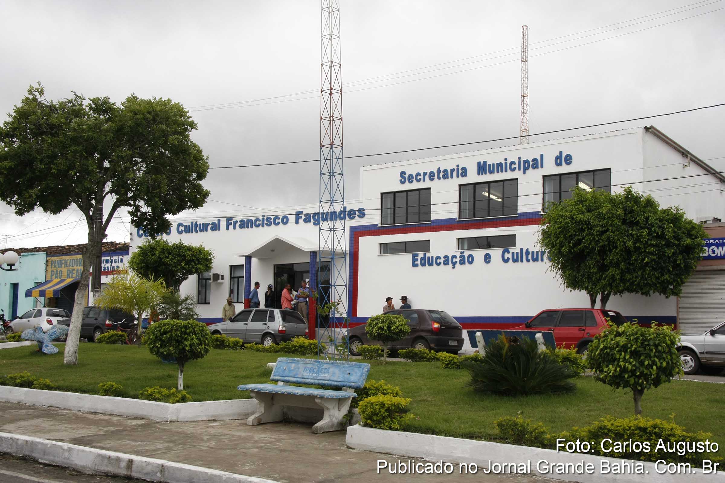 Centro da cidade de Ipecaetá. Deputado cobra pavimentação de rodovia.