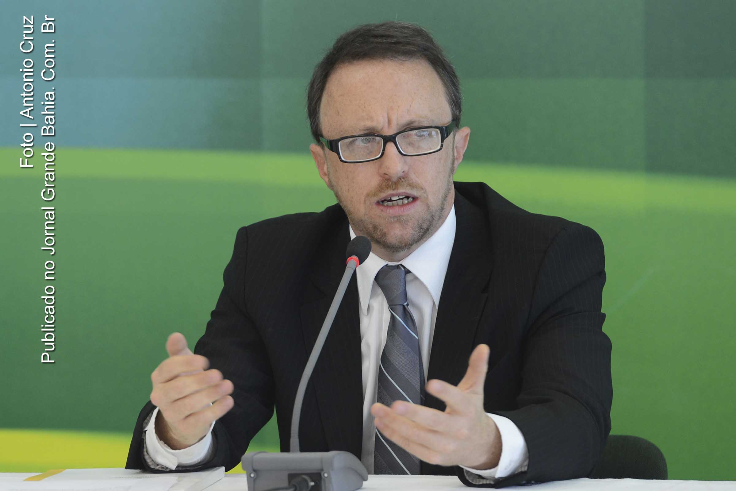 Thomas Timothy Traumann responde a Comissão de Ética Pública da Presidência da República.