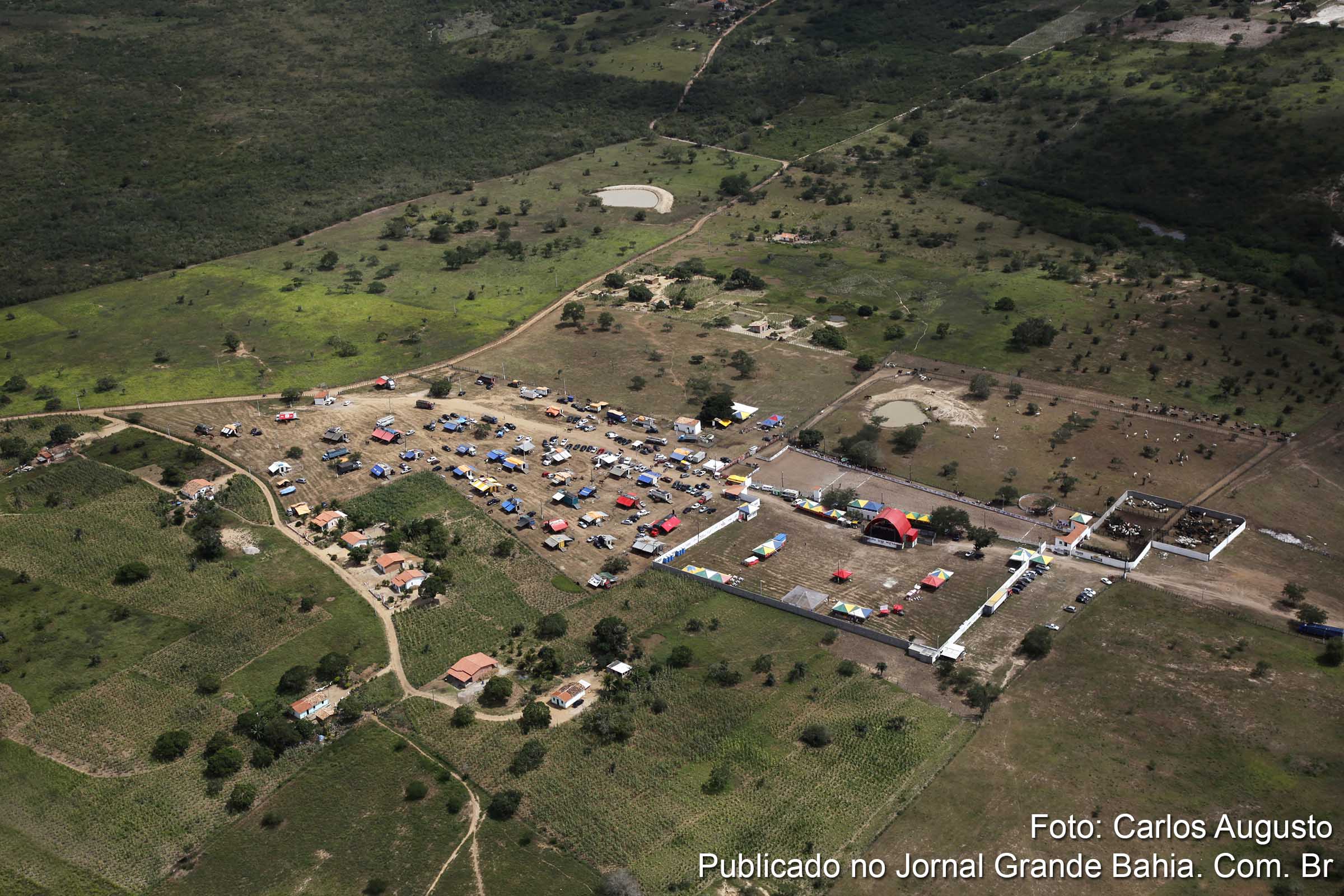 Vista aérea do Parque de Vaquejada José Joventino, localizado na zona rural do município de Feira de Santana. Deputado propõe regulamentação do setor.