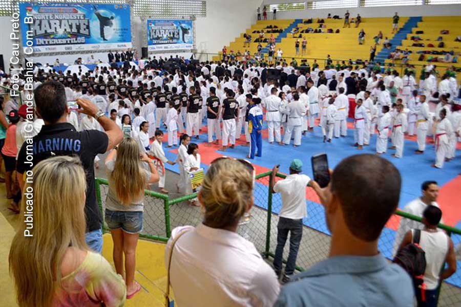 Zonal Norte/Nordeste de Karatê Interestilos ocorreu em Feira de Santana.