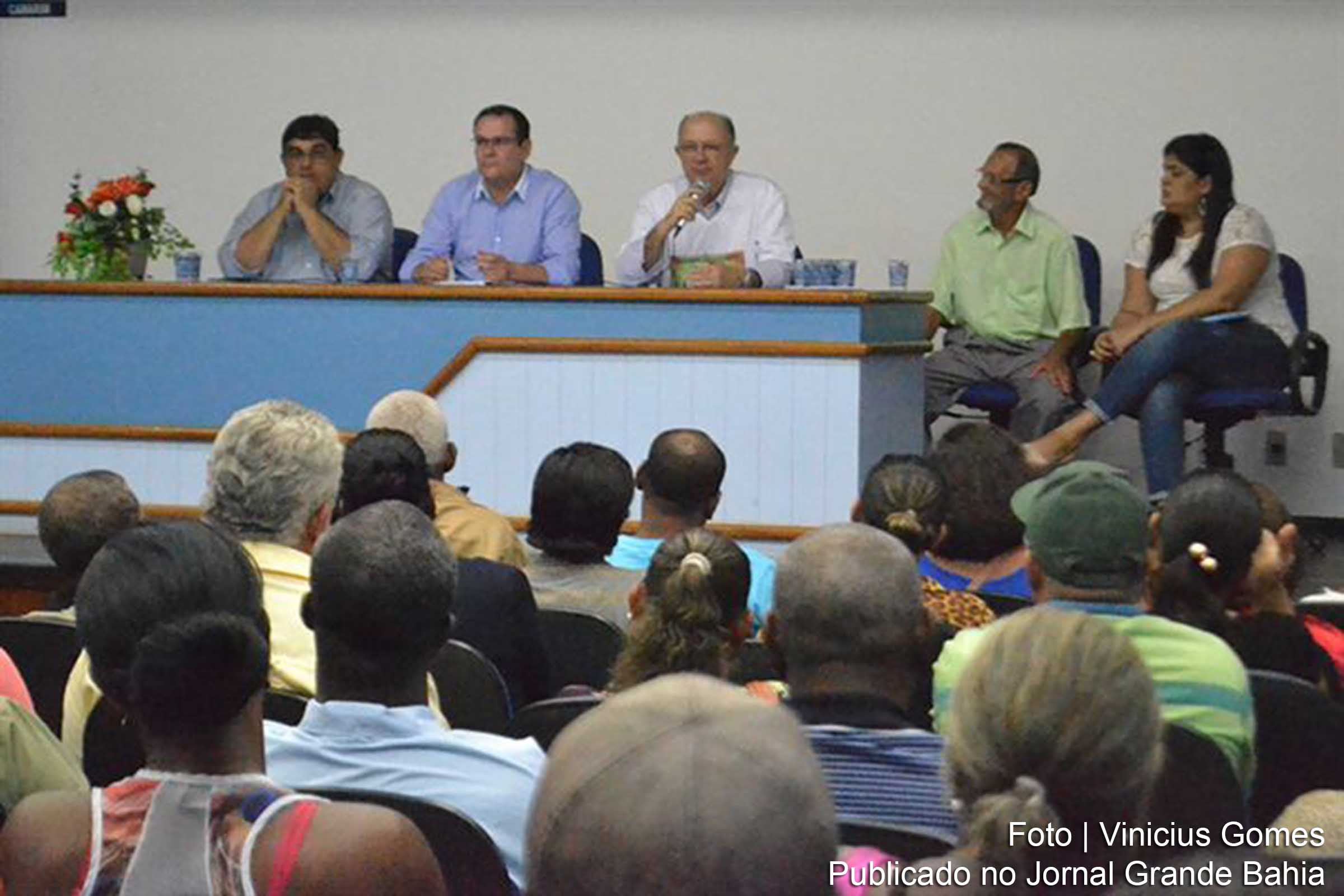 Prefeito José Ronaldo informa que a licitação da obra está marcada para o dia 6 de julho, devendo ser iniciada 15 dias depois as obras.