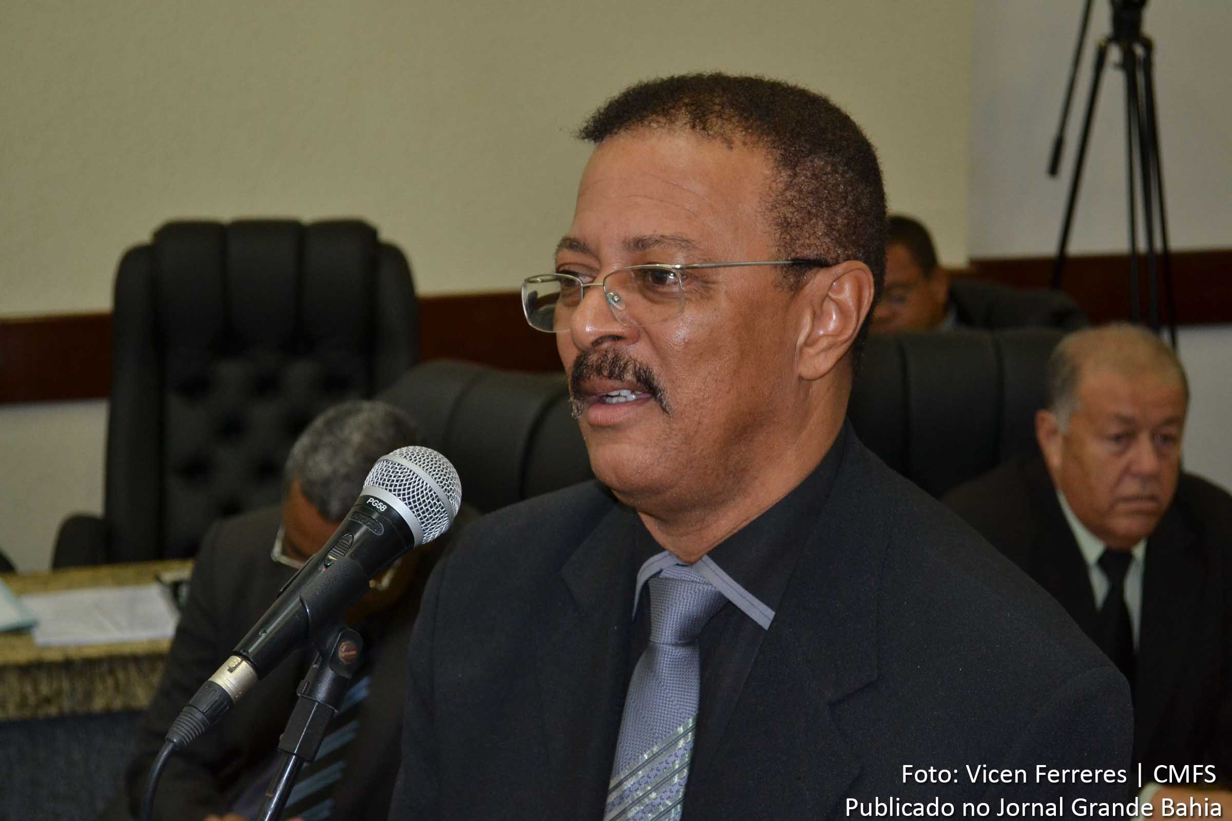 Vereador Alberto Nery cobra transparência nos recursos recebidos pela prefeitura de Feira de Santana.