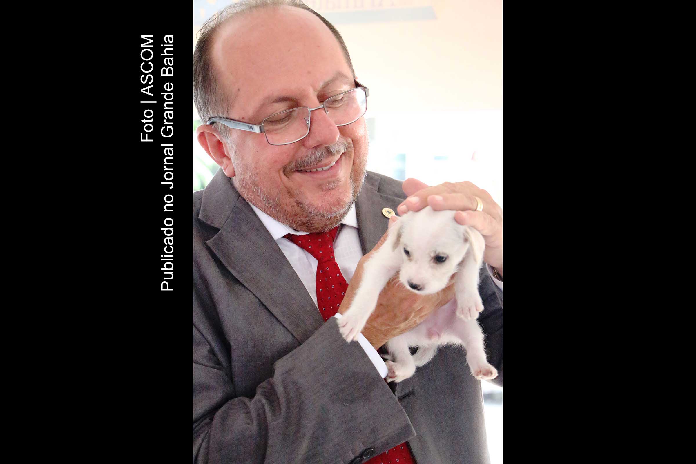 Deputado José de Arimateia Projeto de Lei que objetiva instituir a Semana de Conscientização e Proteção dos Direitos dos Animais no Estado.