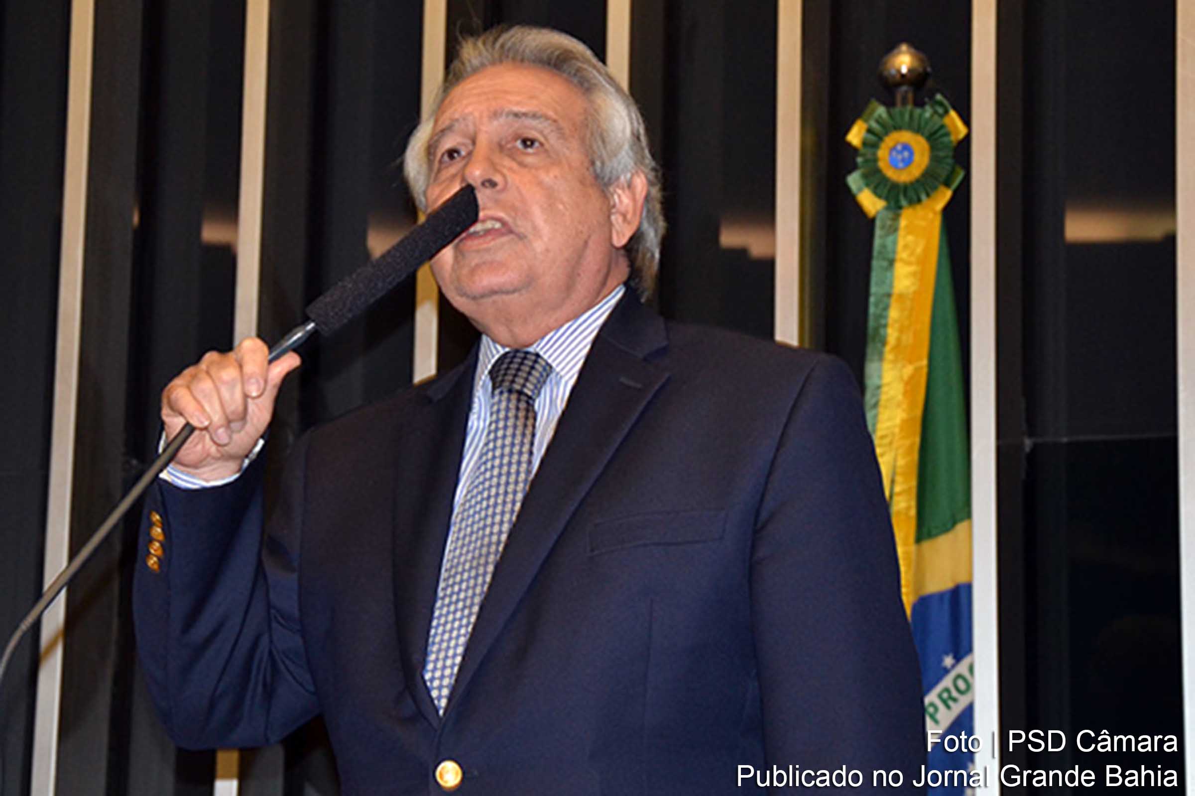 Deputado Paulo Magalhães registra visita do ministro Gilberto Kassab.