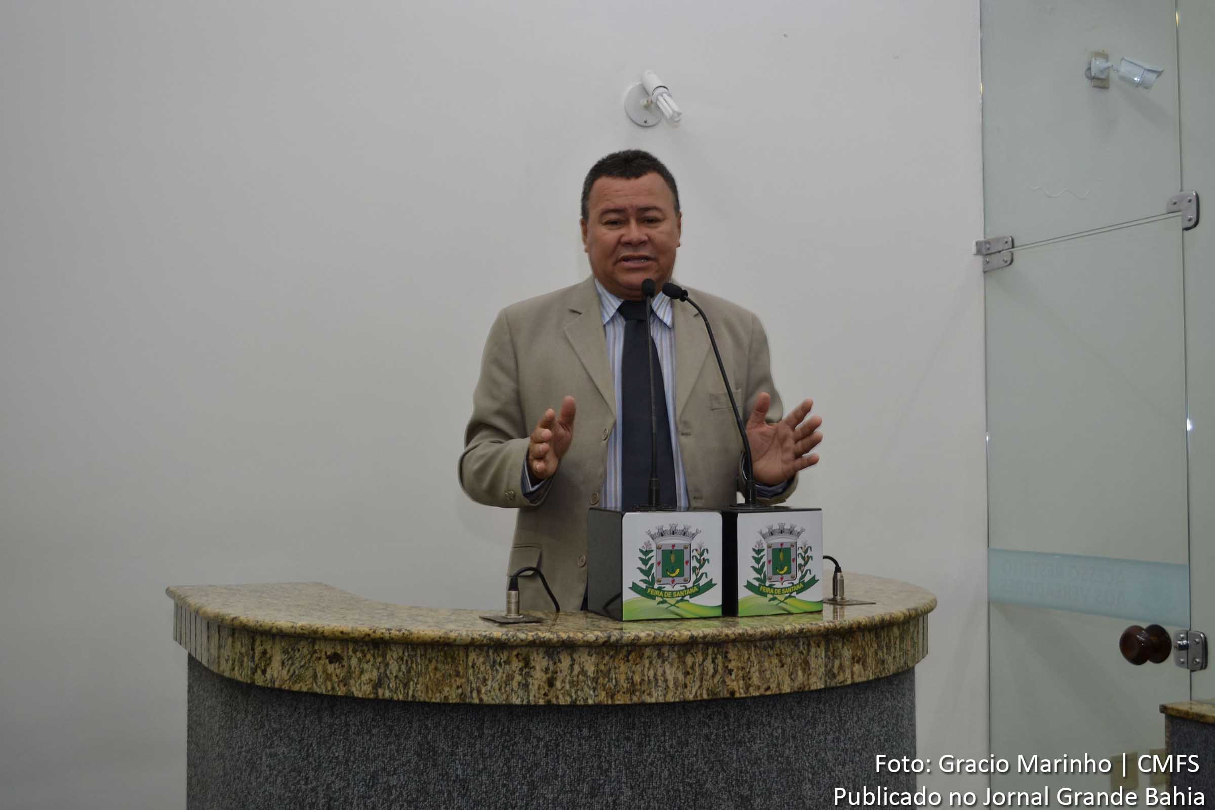 Vereador Roque Pereira do Carmo presta homenagem ao ex-vereador Antônio Carlos Machado (in memorian).