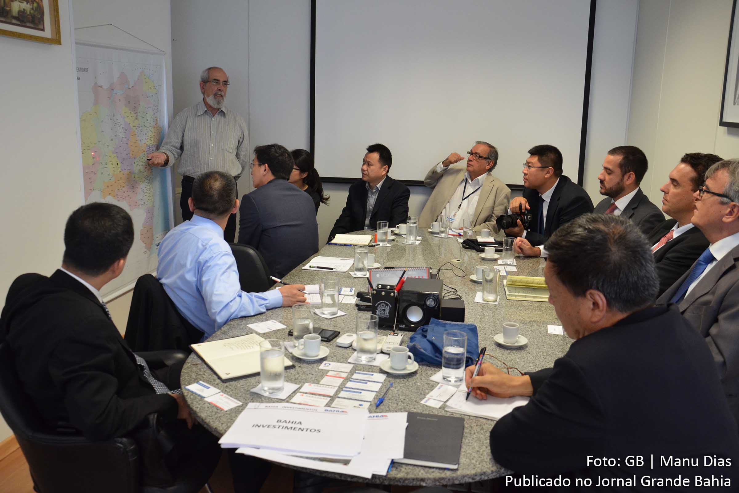 Aeroporto de Feira de Santana é apresentado como opção de negócio para investidores chineses