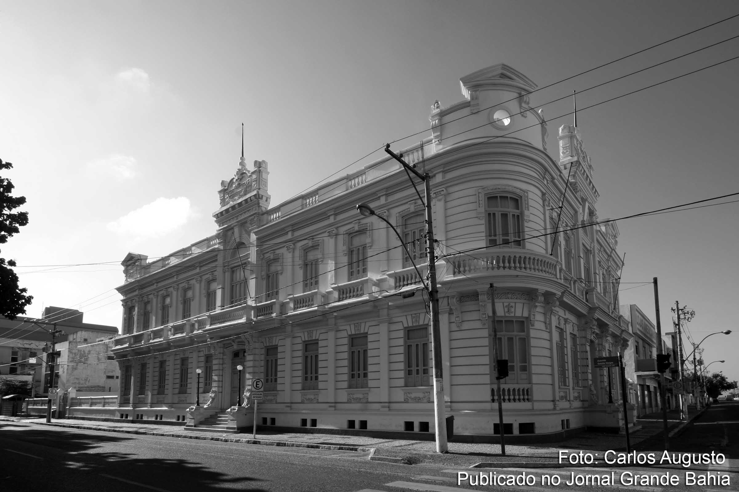 PMFS: "A Secretaria de Educação de Feira de Santana não foi abordada sob qualquer aspecto, pela Polícia Federal ou por órgão fiscalizador da aplicação de recursos públicos, em relação a essa investigação.".