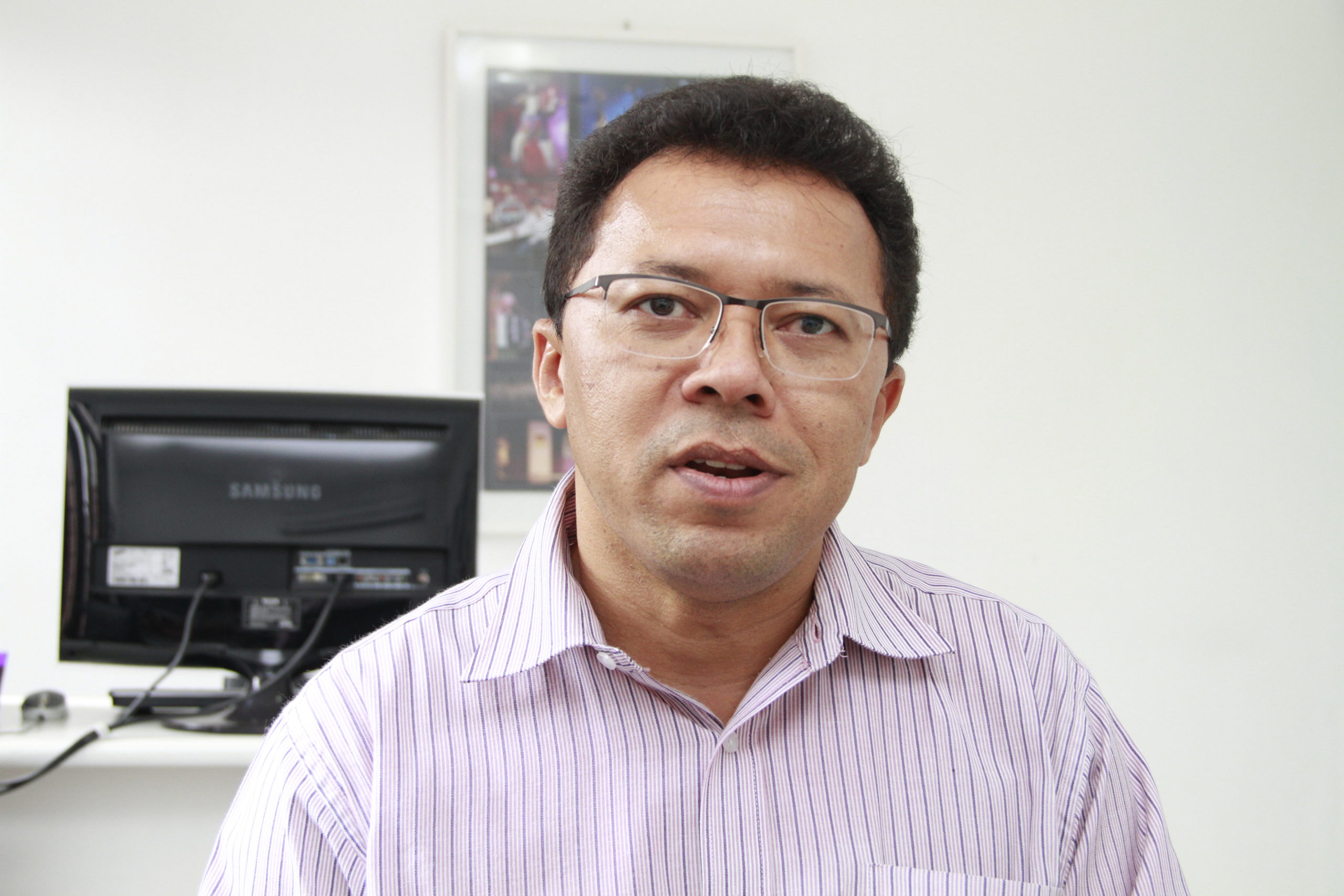 Evandro do Nascimento Silva, reitor da UEFS.