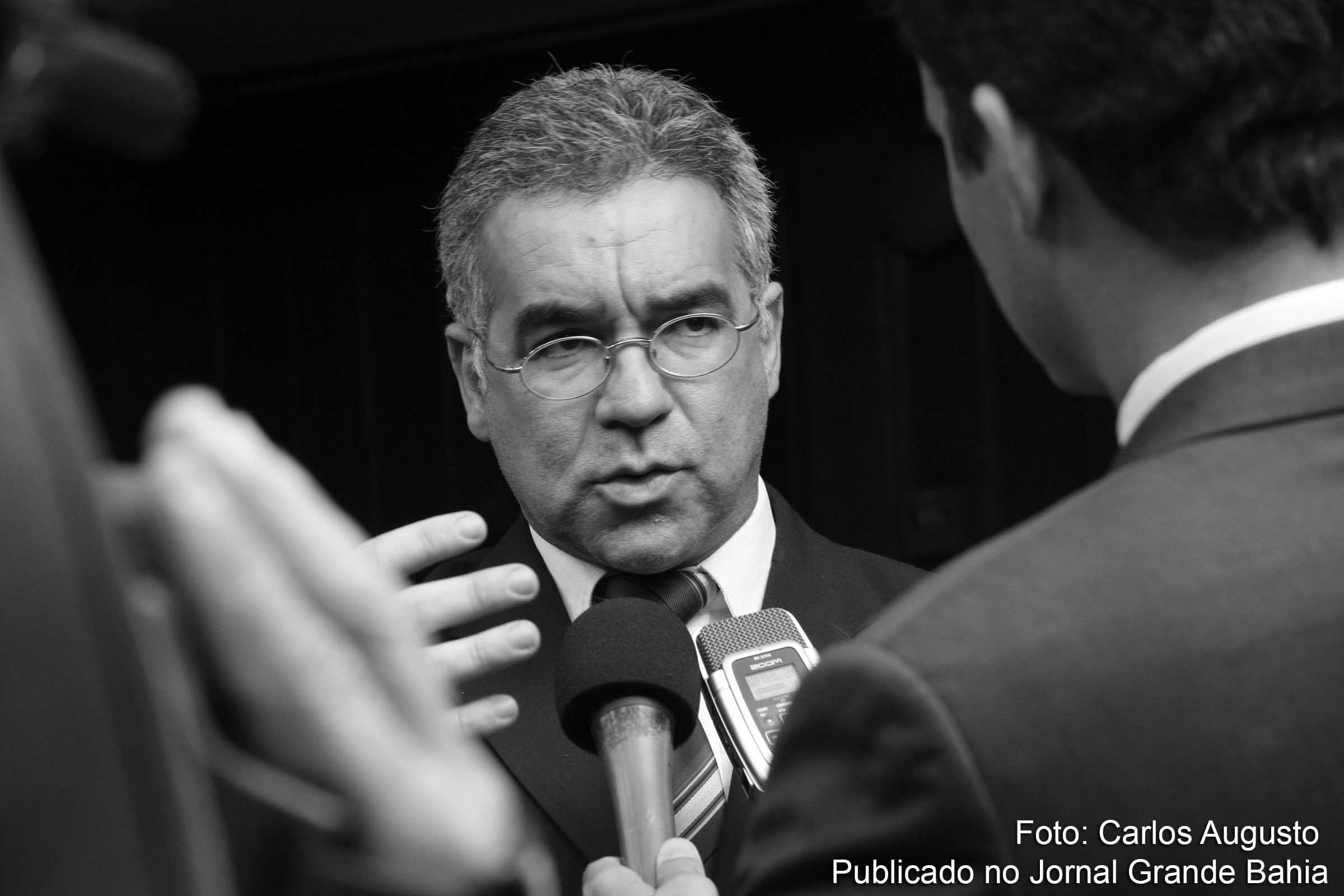 Editorial: O BRT de Feira de Santana e o discurso ambivalente do deputado José Cerqueira Neto