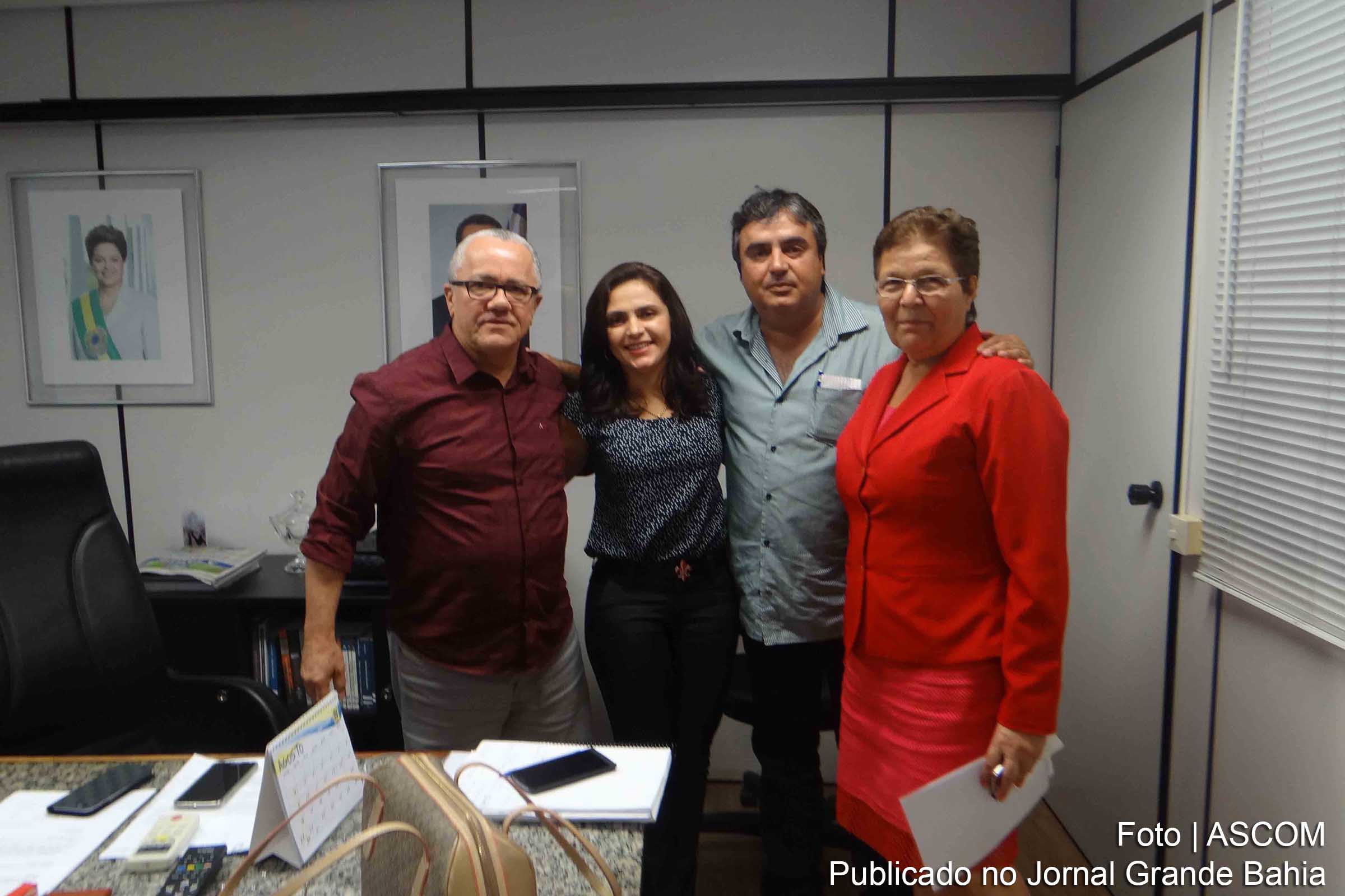 Josias Gomes e Anabel de Sá Lima Carvalho.