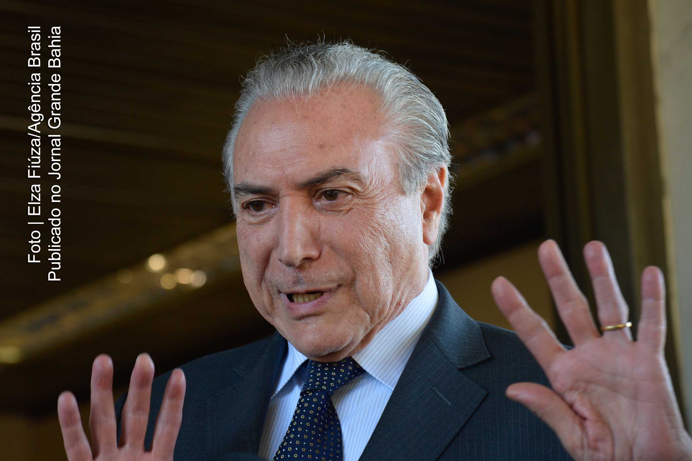 Como articulador político, Michel Temer pediu união de todos os setores para superar crise.