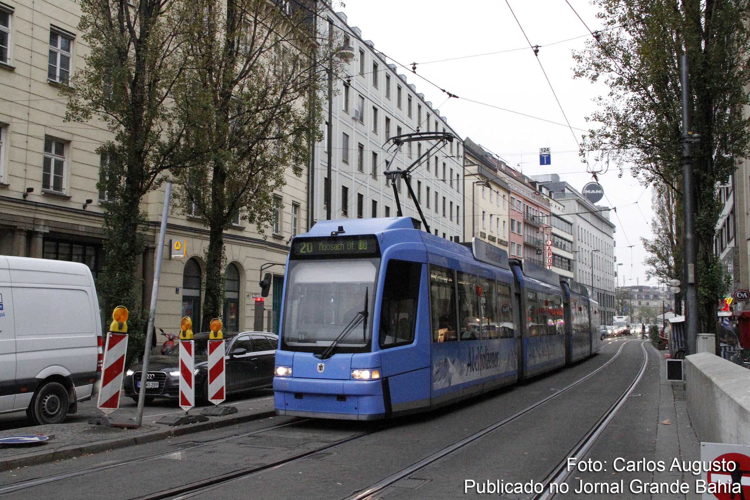 Sistema de transporte público tipo VLT, na cidade de Munique, Alemanha. Modelo é implantado em Salvador. (Foto: Carlos Augusto | Jornal Grande Bahia)