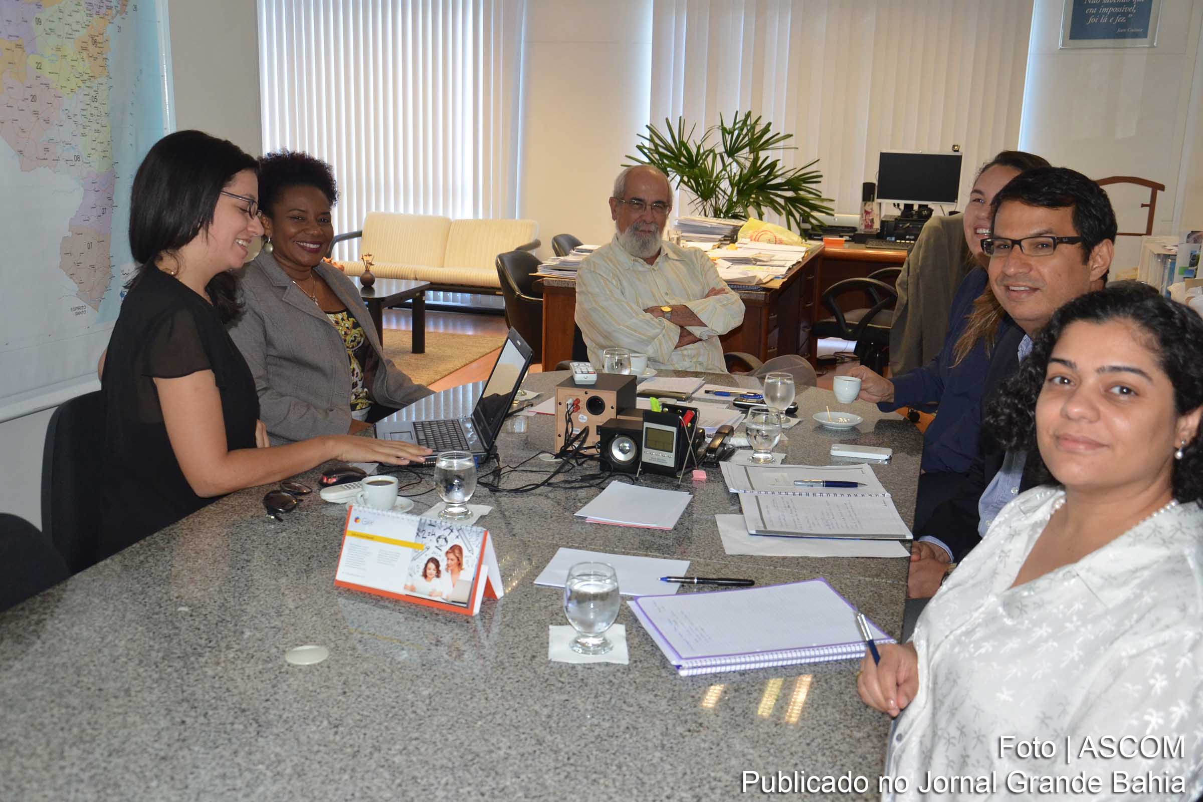 Casa Civil e Fábrica Cultural discutem construção de empreendimento.