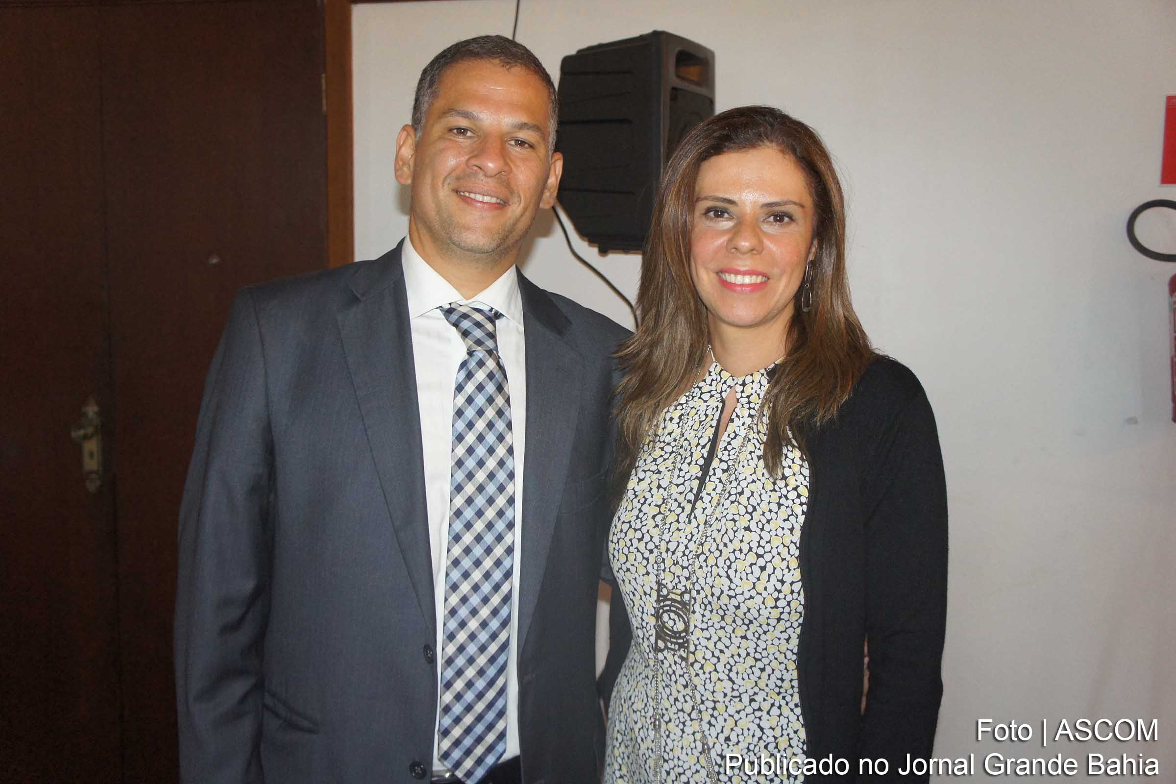 Os delegados Fábio Daniel Lordello e Janaína Miranda Dore foram eleitos presidente e vice-presidente do Sindicato dos Delegados de Polícia do Estado da Bahia.