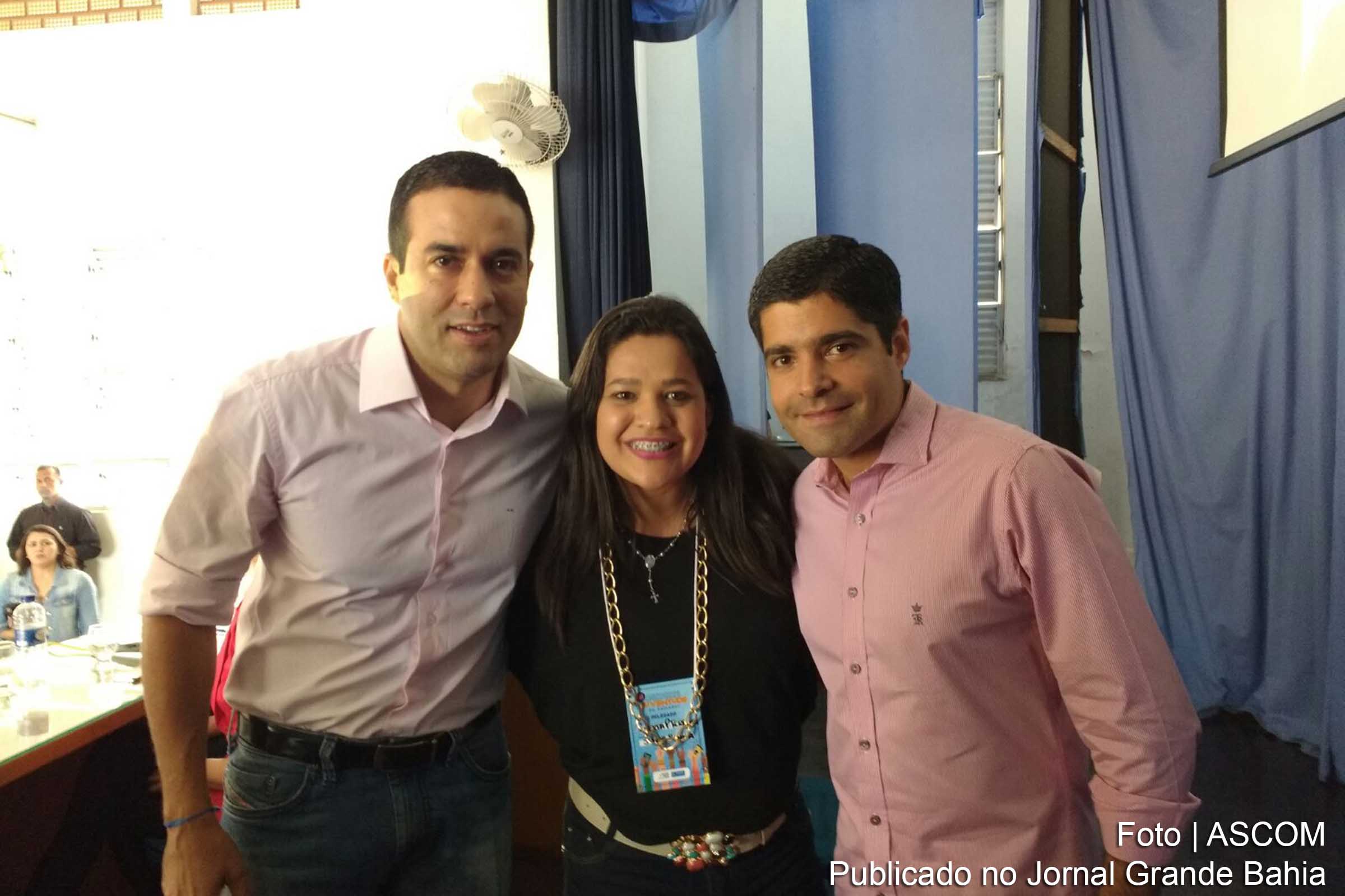 Prefeito ACM Neto participa de atividade do PMDB.