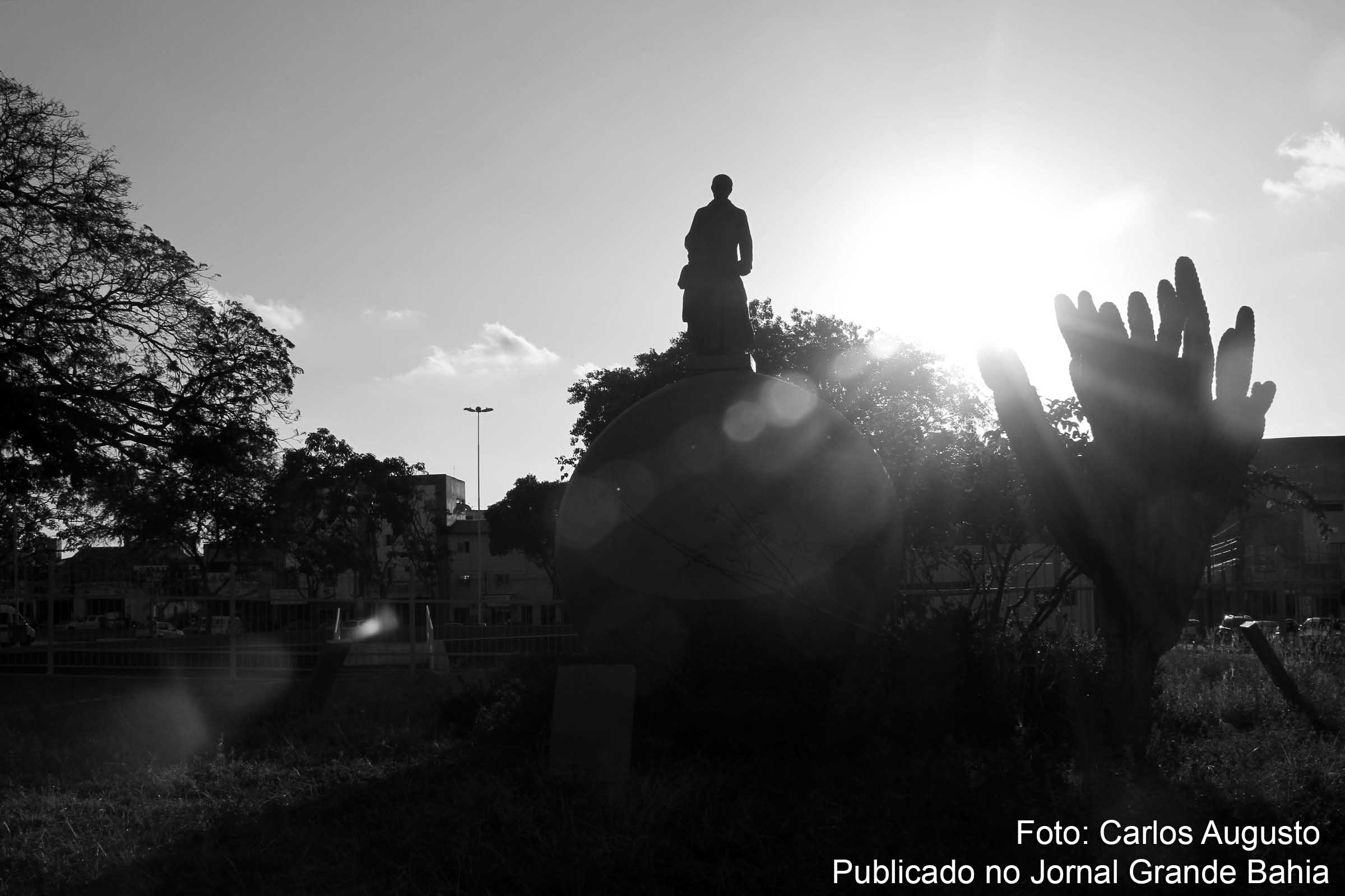 Praça Padre Ovídio, em Feira de Santana. Projeto objetiva revitalizar as praças públicas de Feira de Santana.