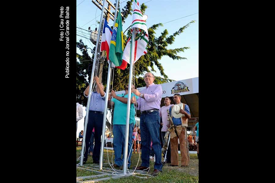 Prefeito José Ronaldo durante a abertura da Expofeira 2015.