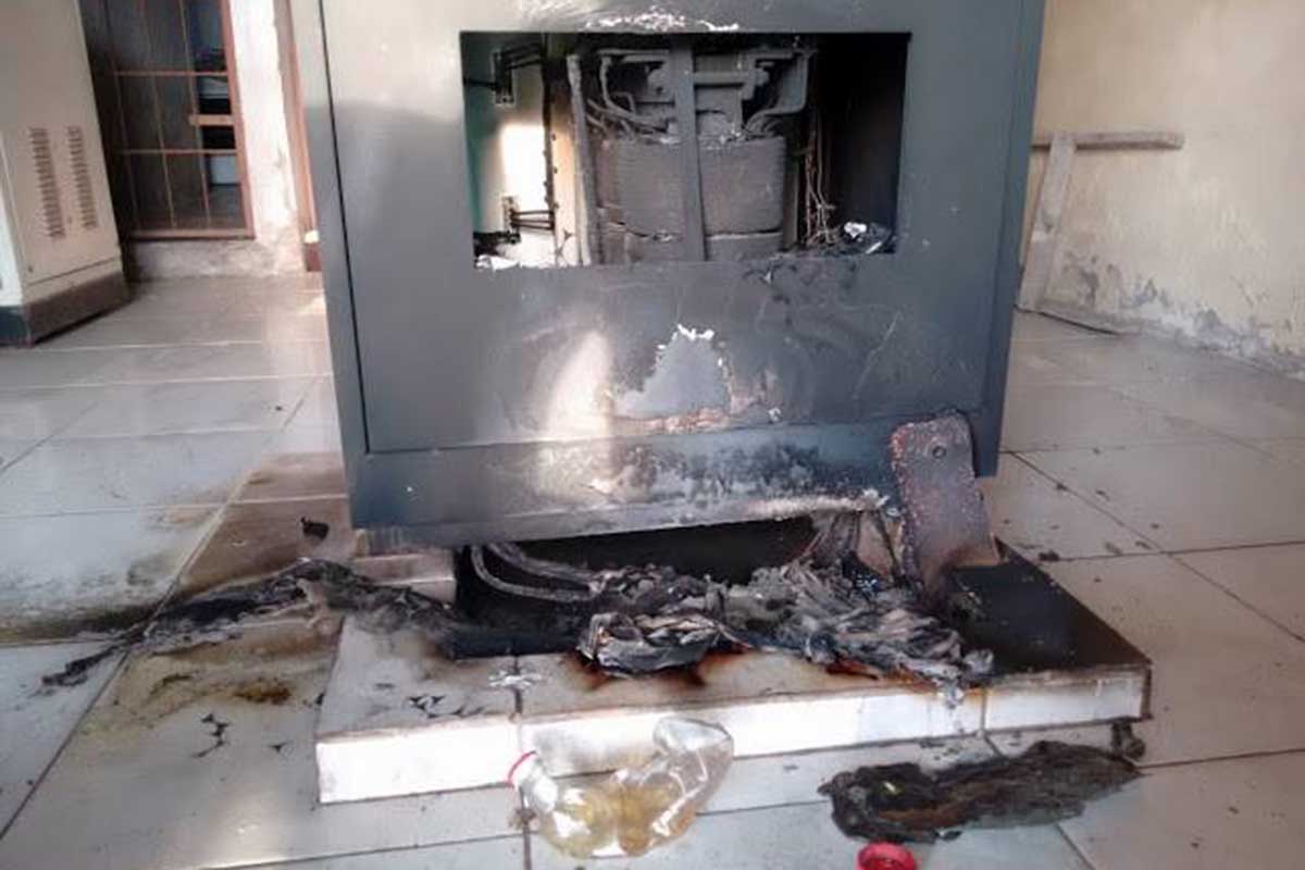 Transmissor da rádio São Gonçalo é destruído.