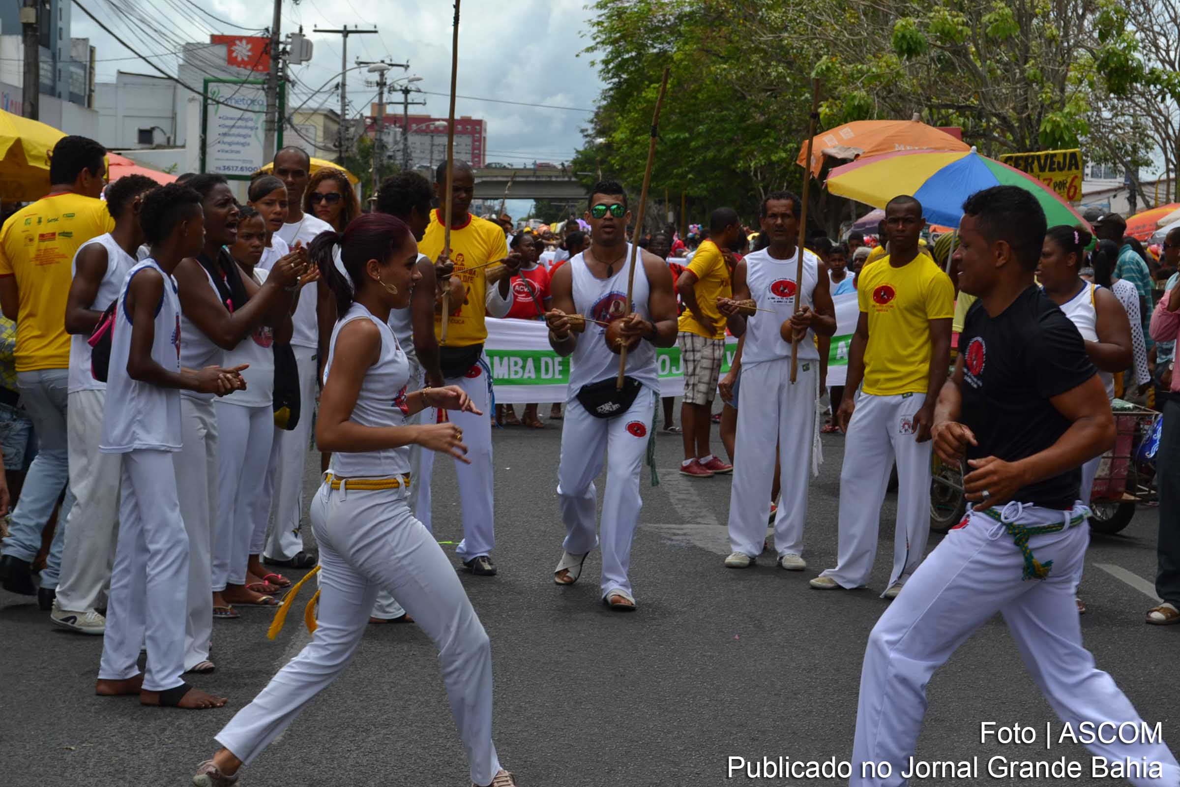 Cena da 15ª edição da Caminhada do Folclore.
