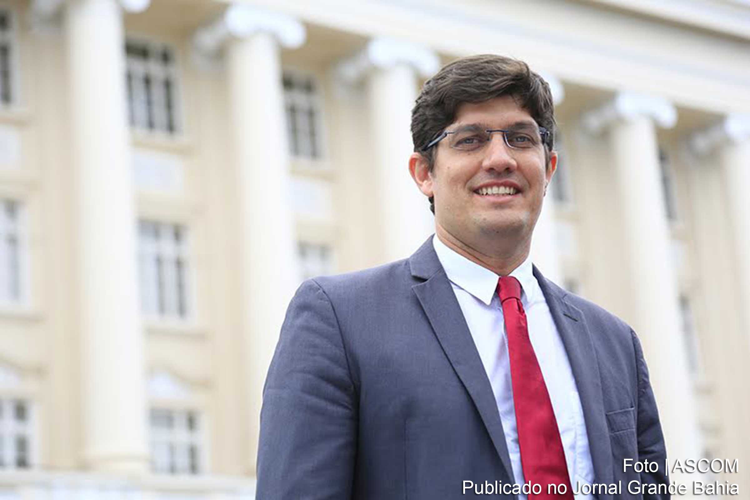 Candidato a presidente, Carlos Rátis recebe apoio.