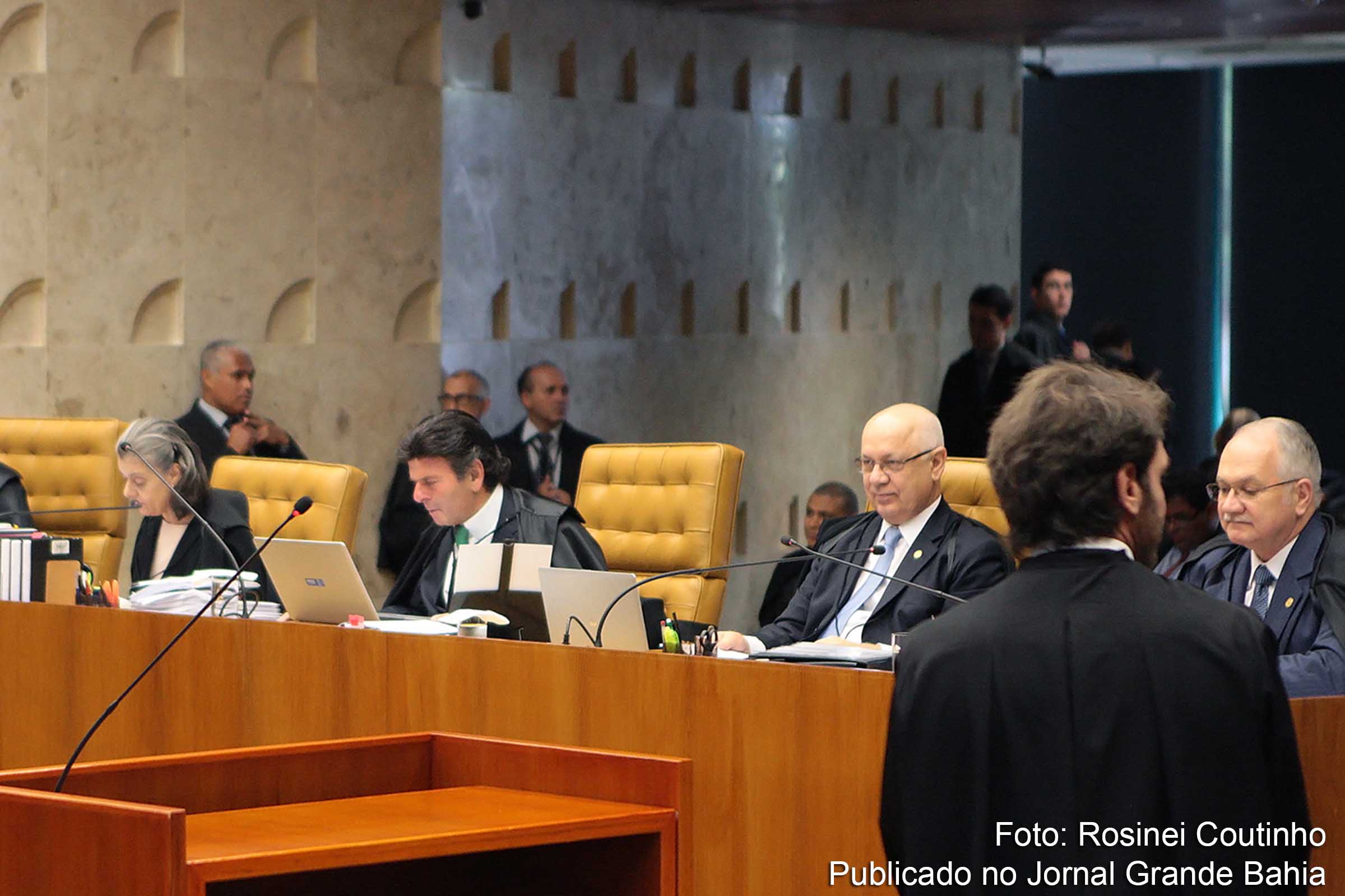 Supremo Tribunal Federal anula lei que criava restrições para novos partidos